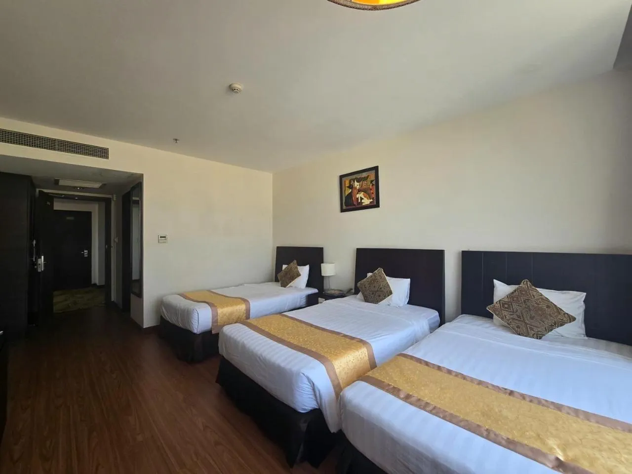 Bed in Sai Gon Ban Me Hotel