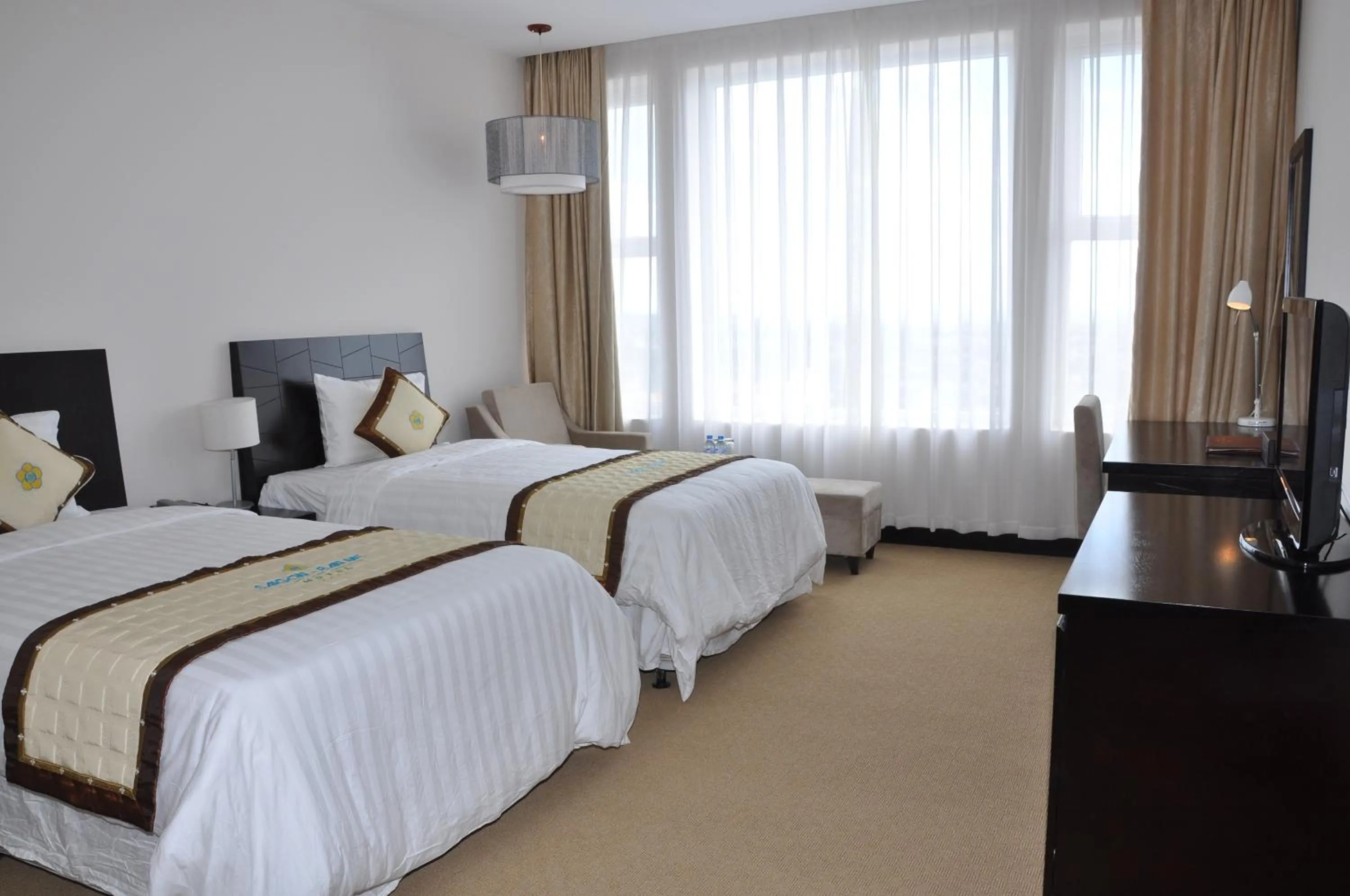 Day, Bed in Sai Gon Ban Me Hotel