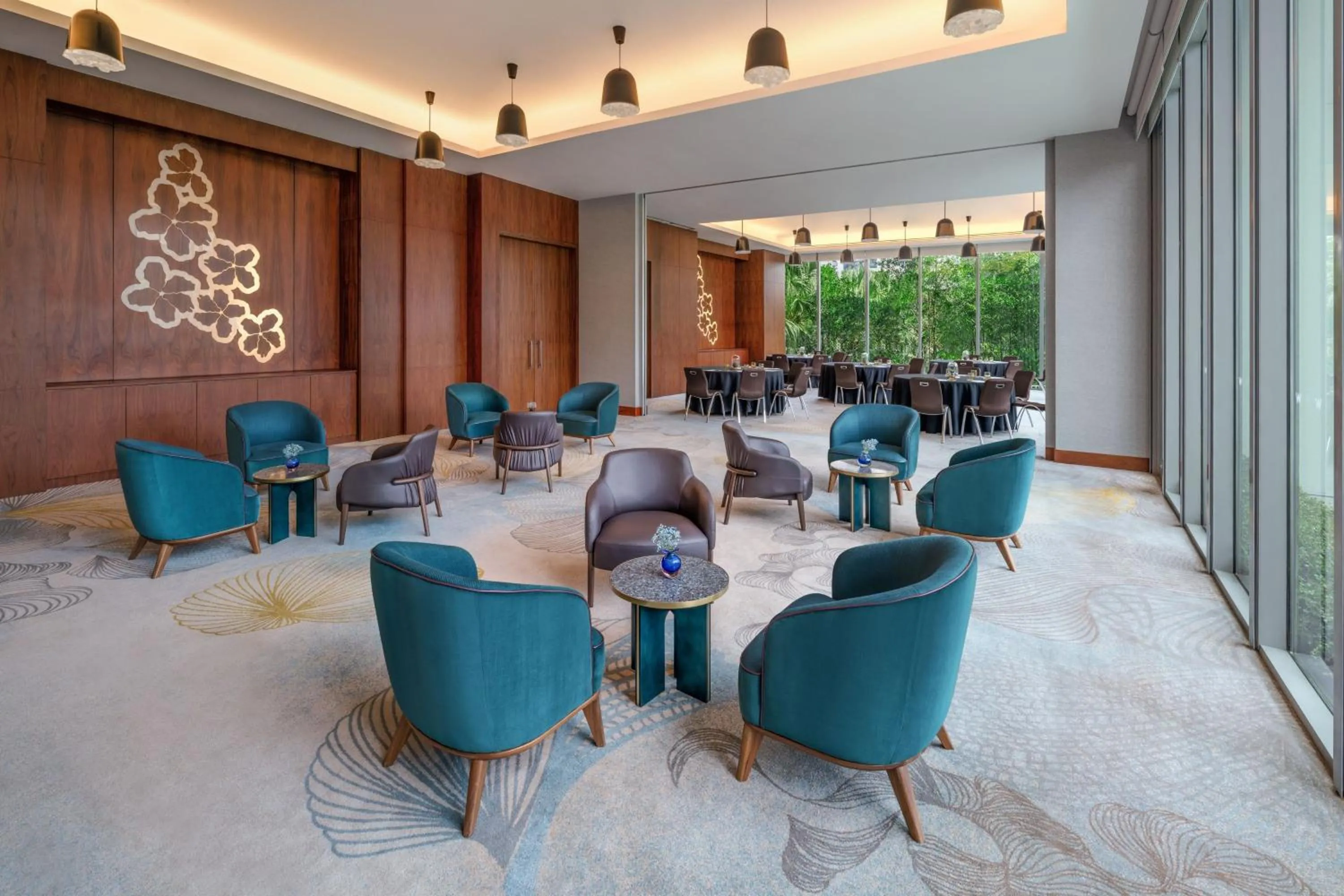 Lounge or bar in W Singapore - Sentosa Cove