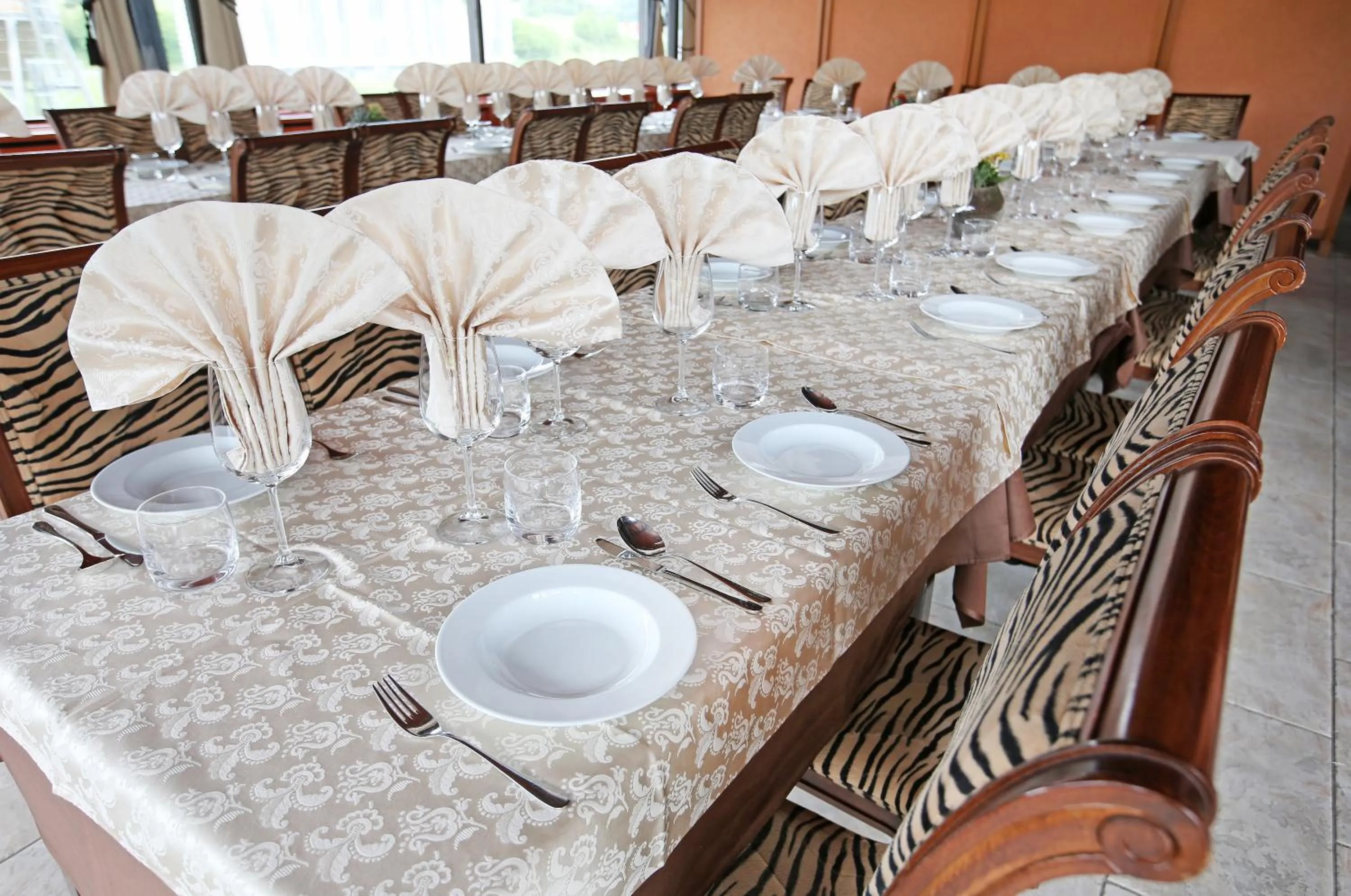 Restaurant/places to eat in Hotel Grosuplje