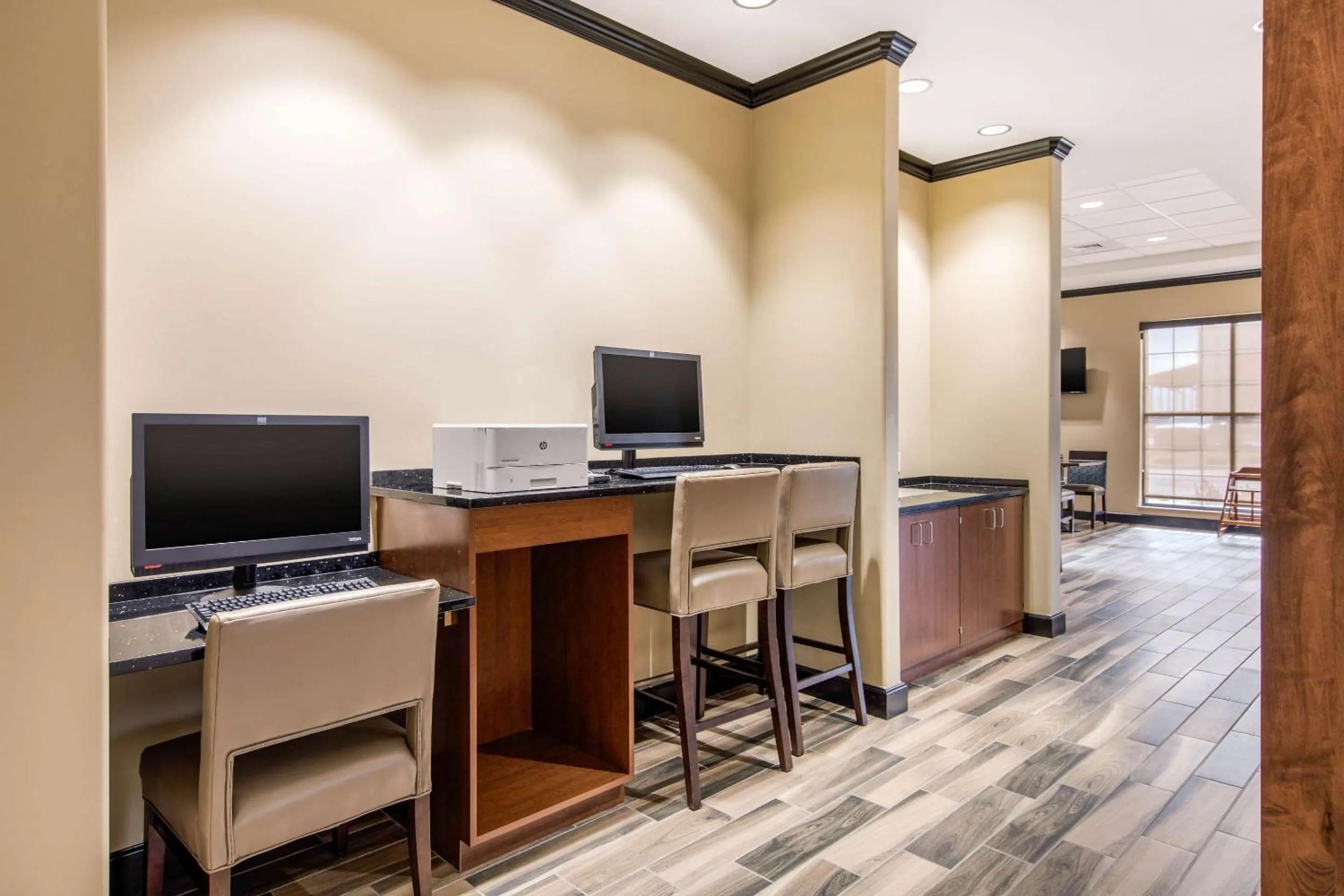 Business facilities in Comfort Suites Liberal North
