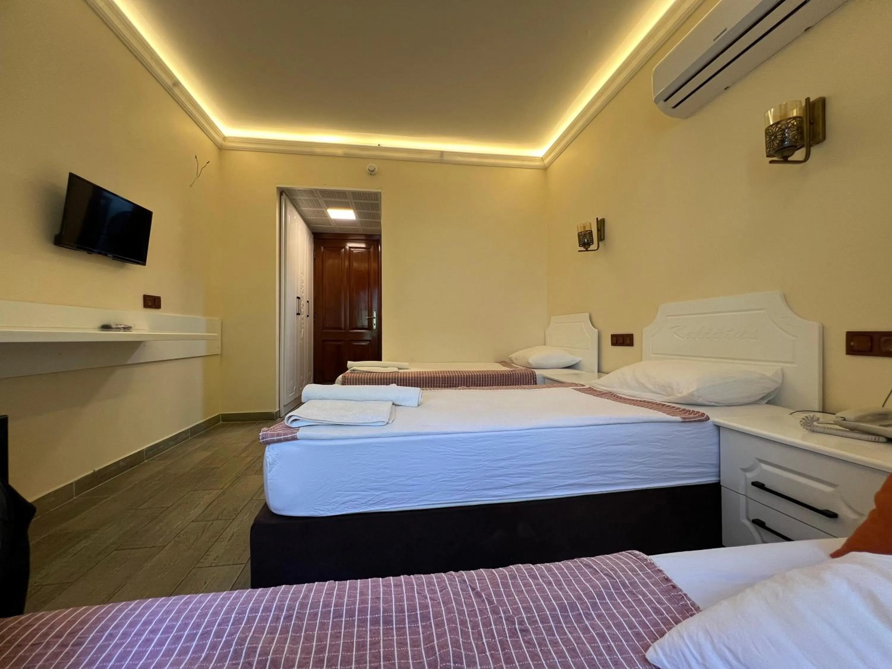 Bed in Kaliptus Hotel