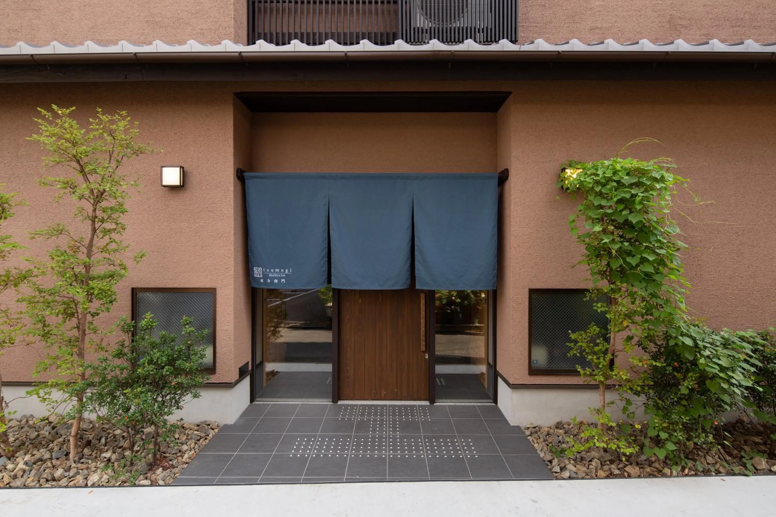 Property building in Kanade Tojiminamimon