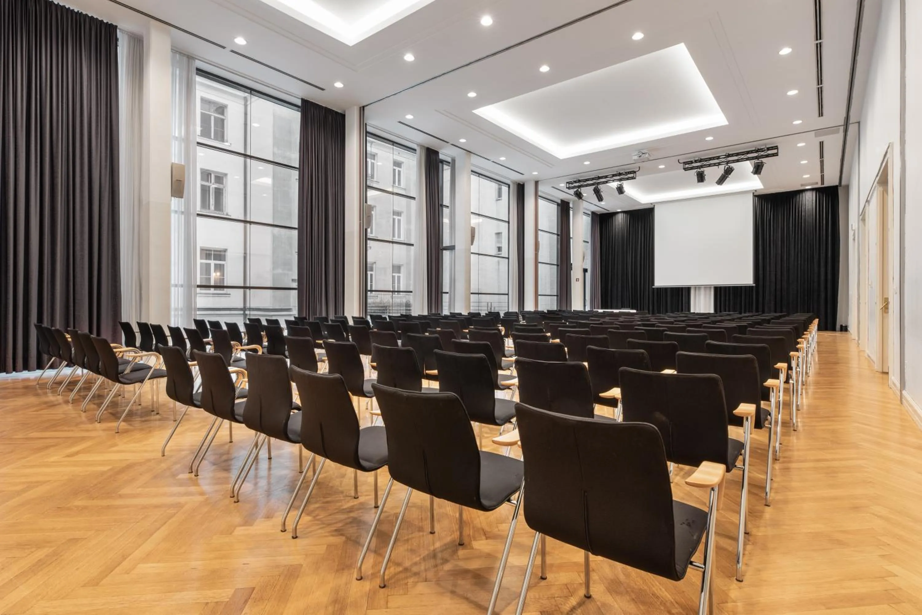 Business facilities in Grand Hotel Union Eurostars