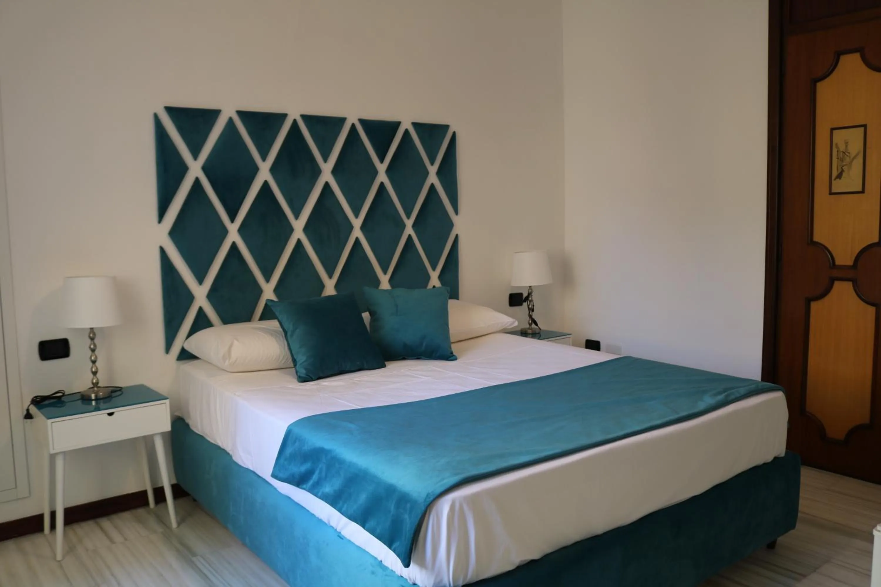 Bed in Neapolis City Life