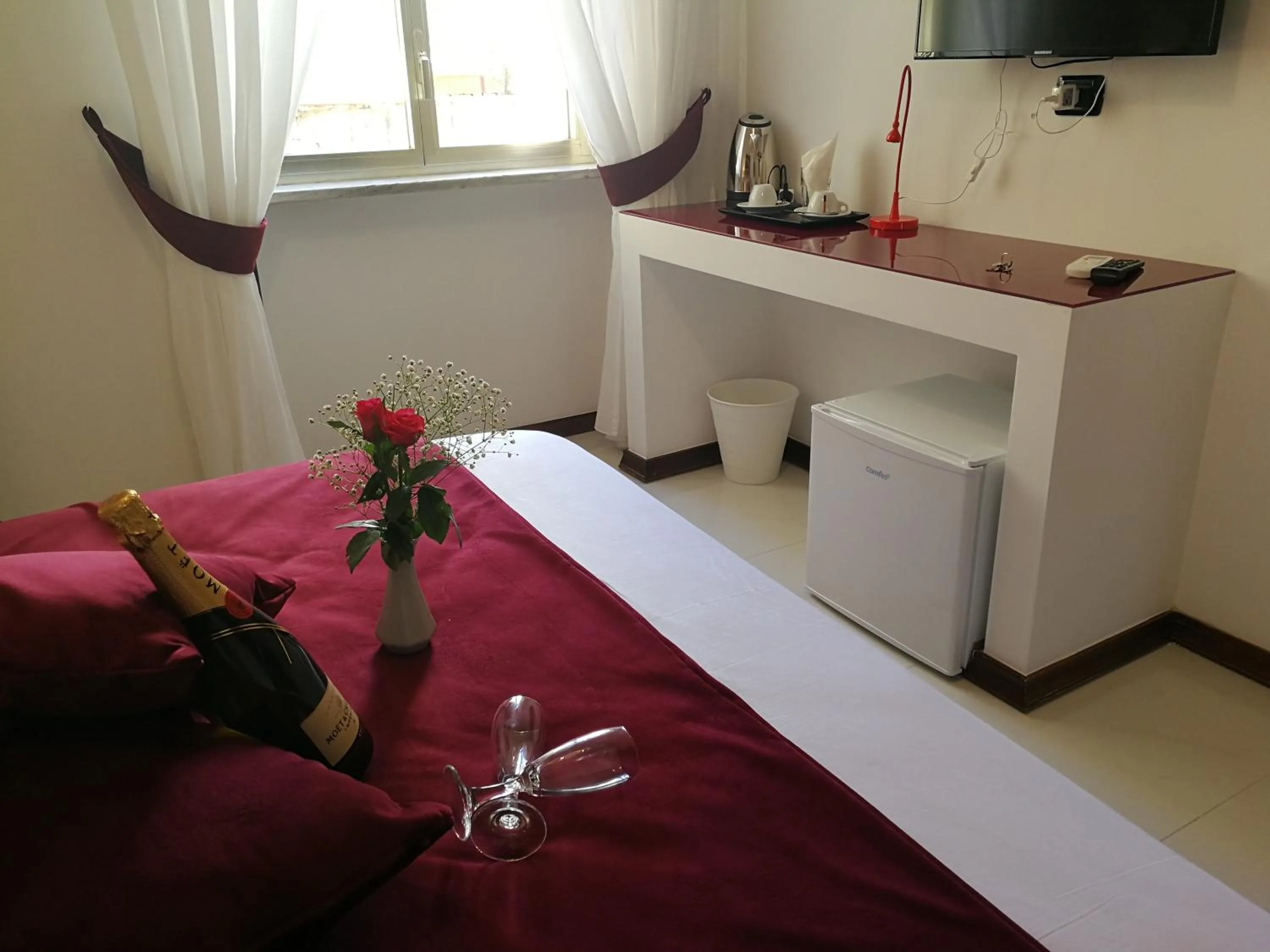 Coffee/tea facilities in Neapolis City Life