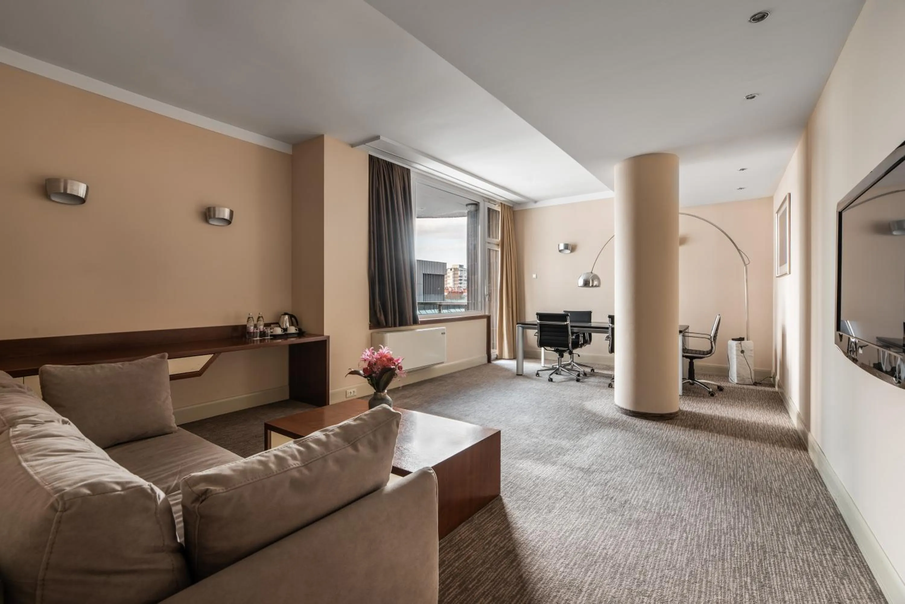 TV and multimedia in Eurostars uHOTEL