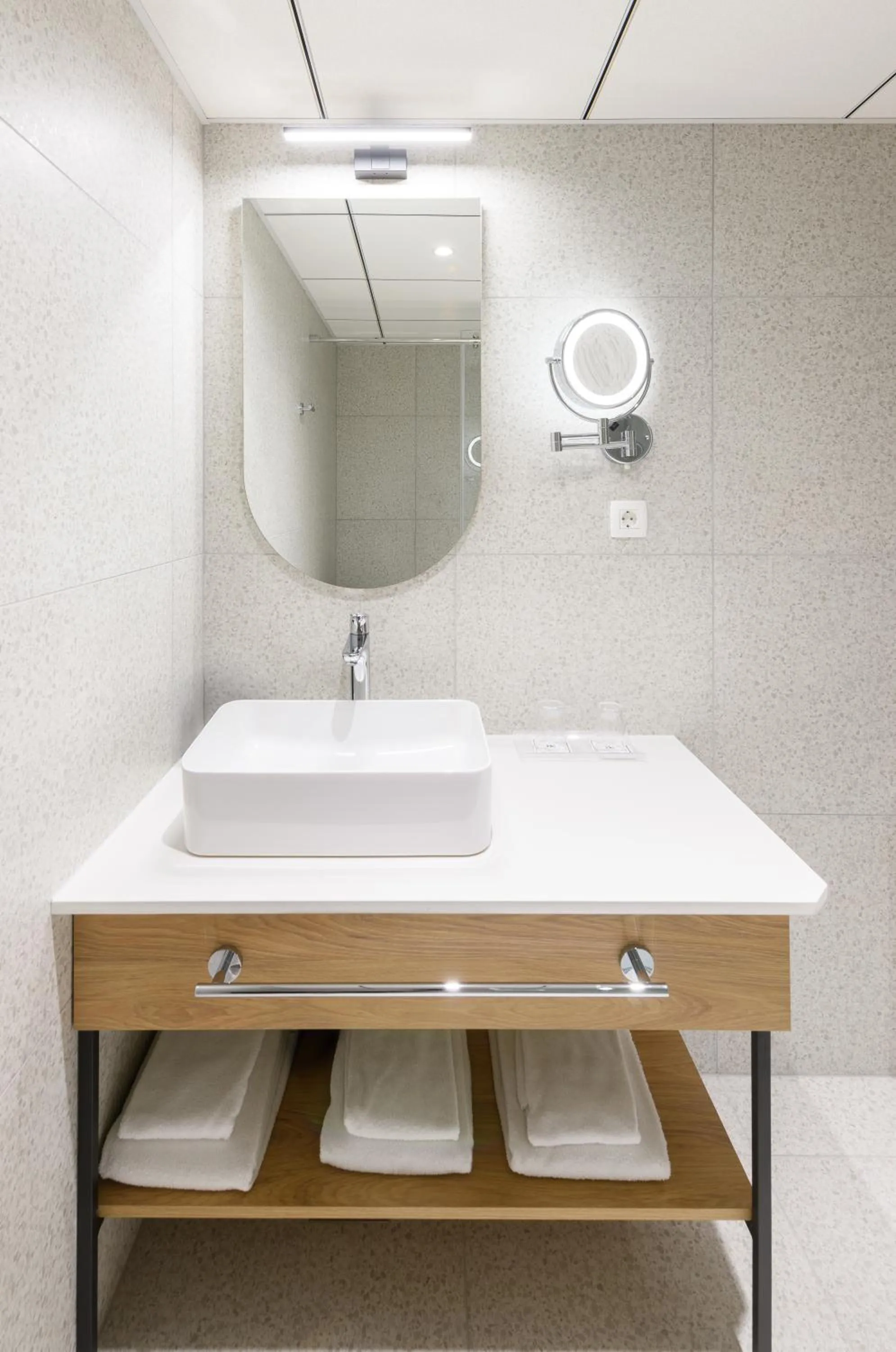 Bathroom in Eurostars uHOTEL