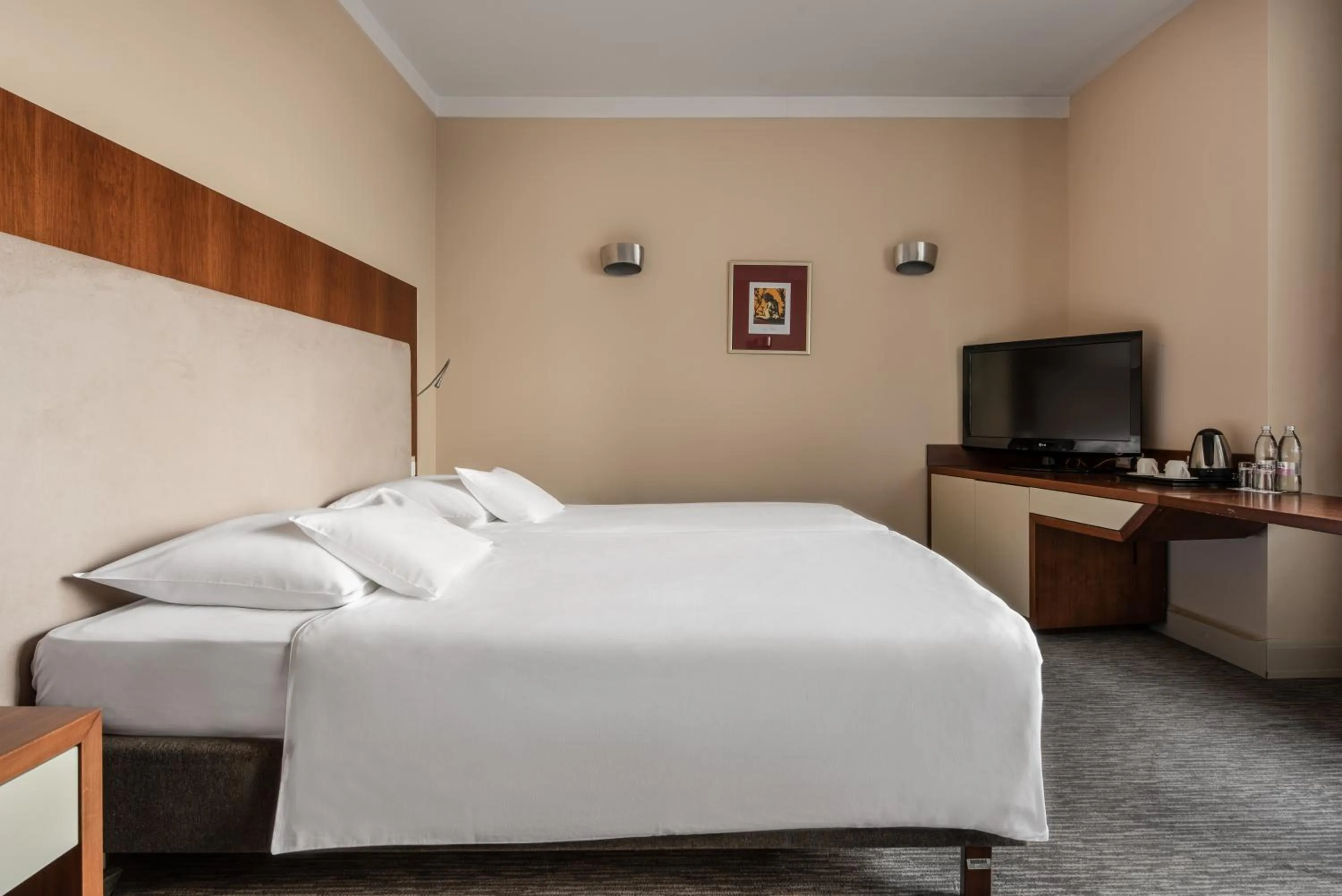 Bed in Eurostars uHOTEL