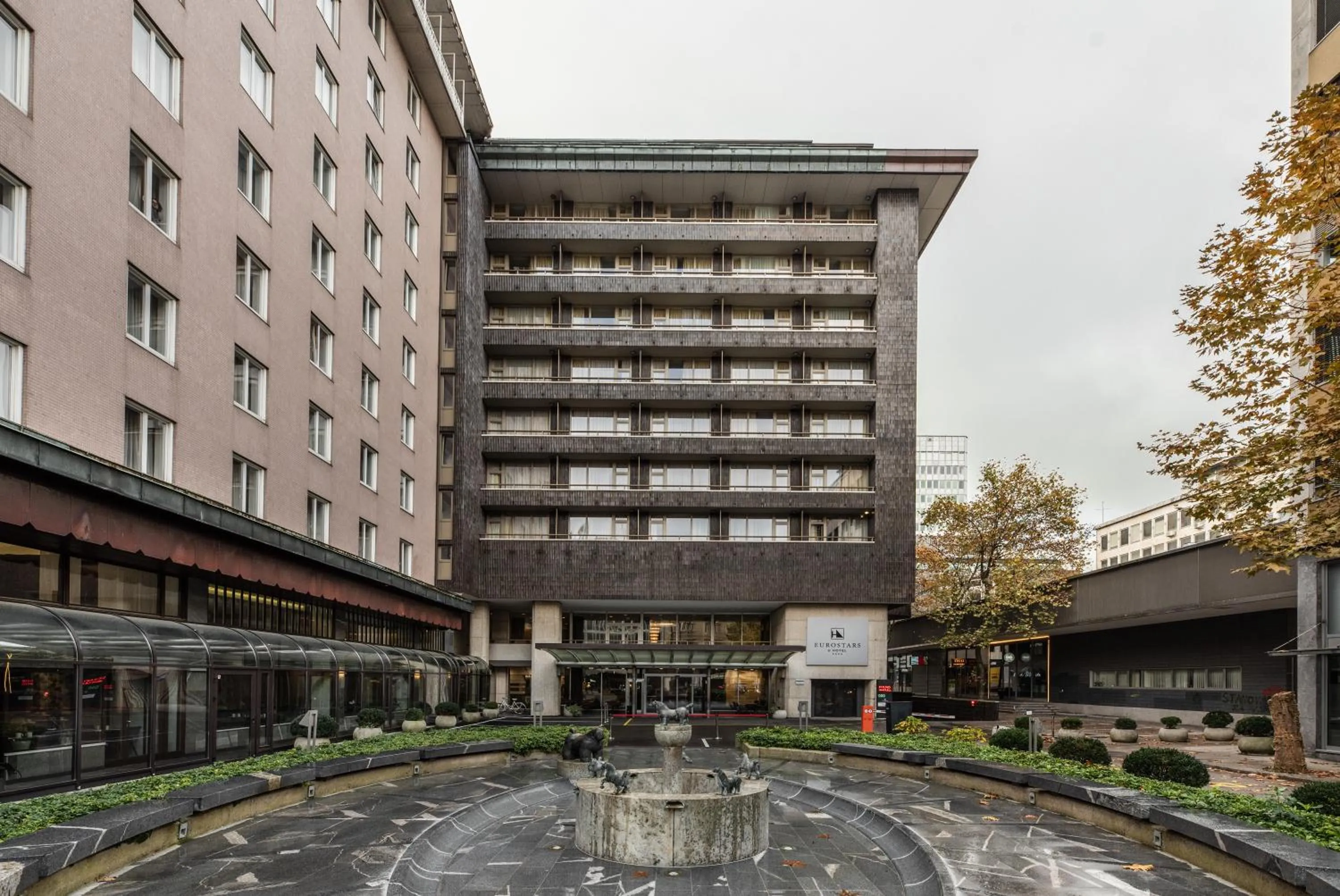 Facade/entrance in Eurostars uHOTEL