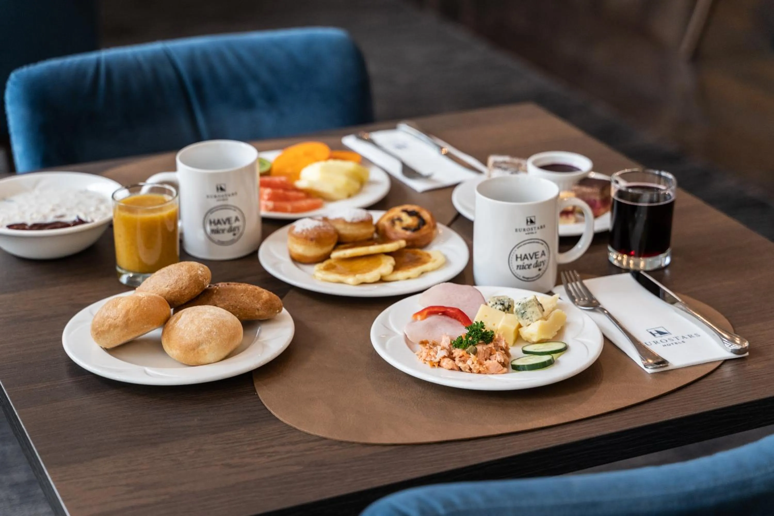 Food and drinks in Eurostars uHOTEL