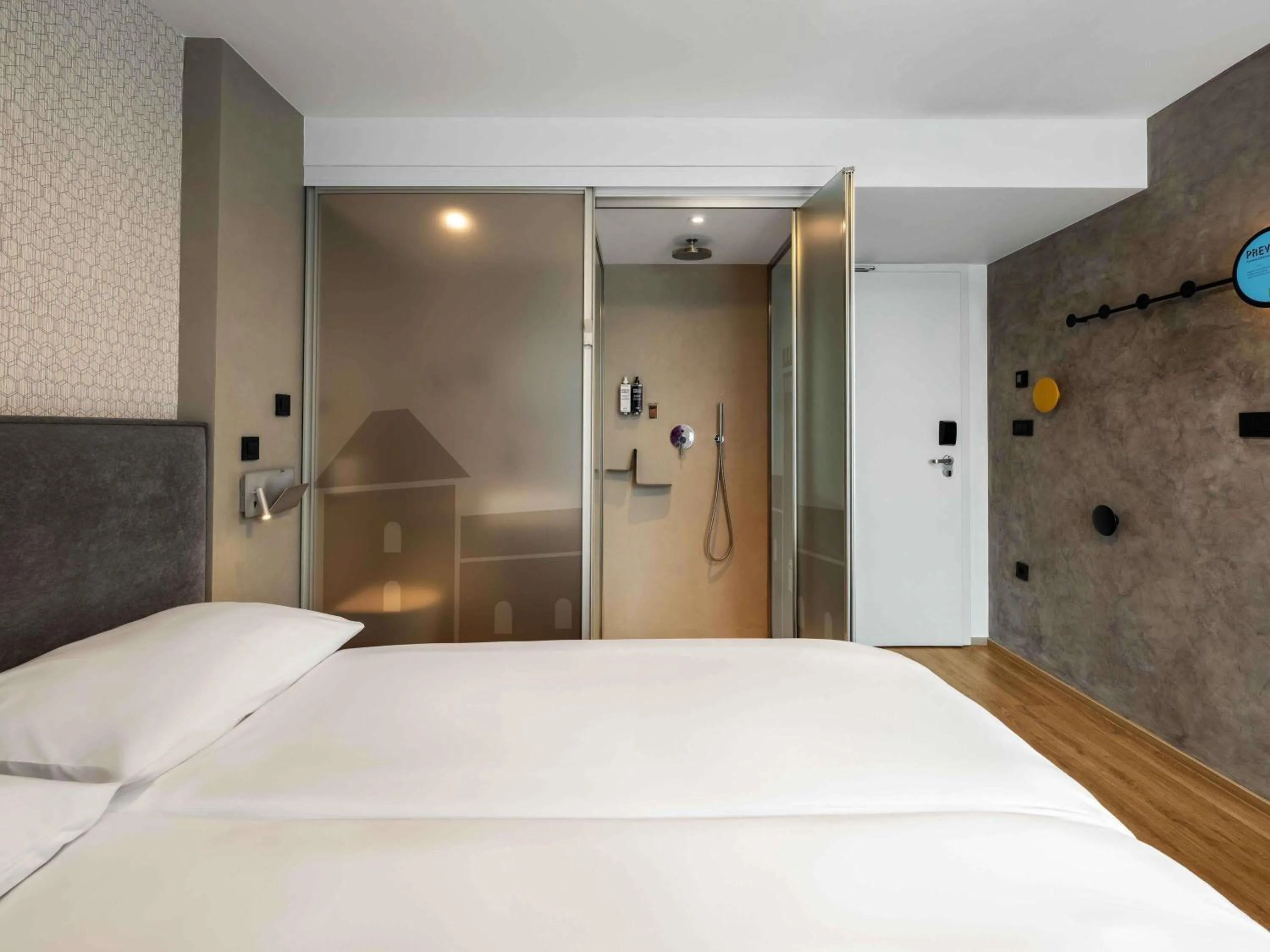 Bedroom, Bed in ibis Styles Ljubljana Centre