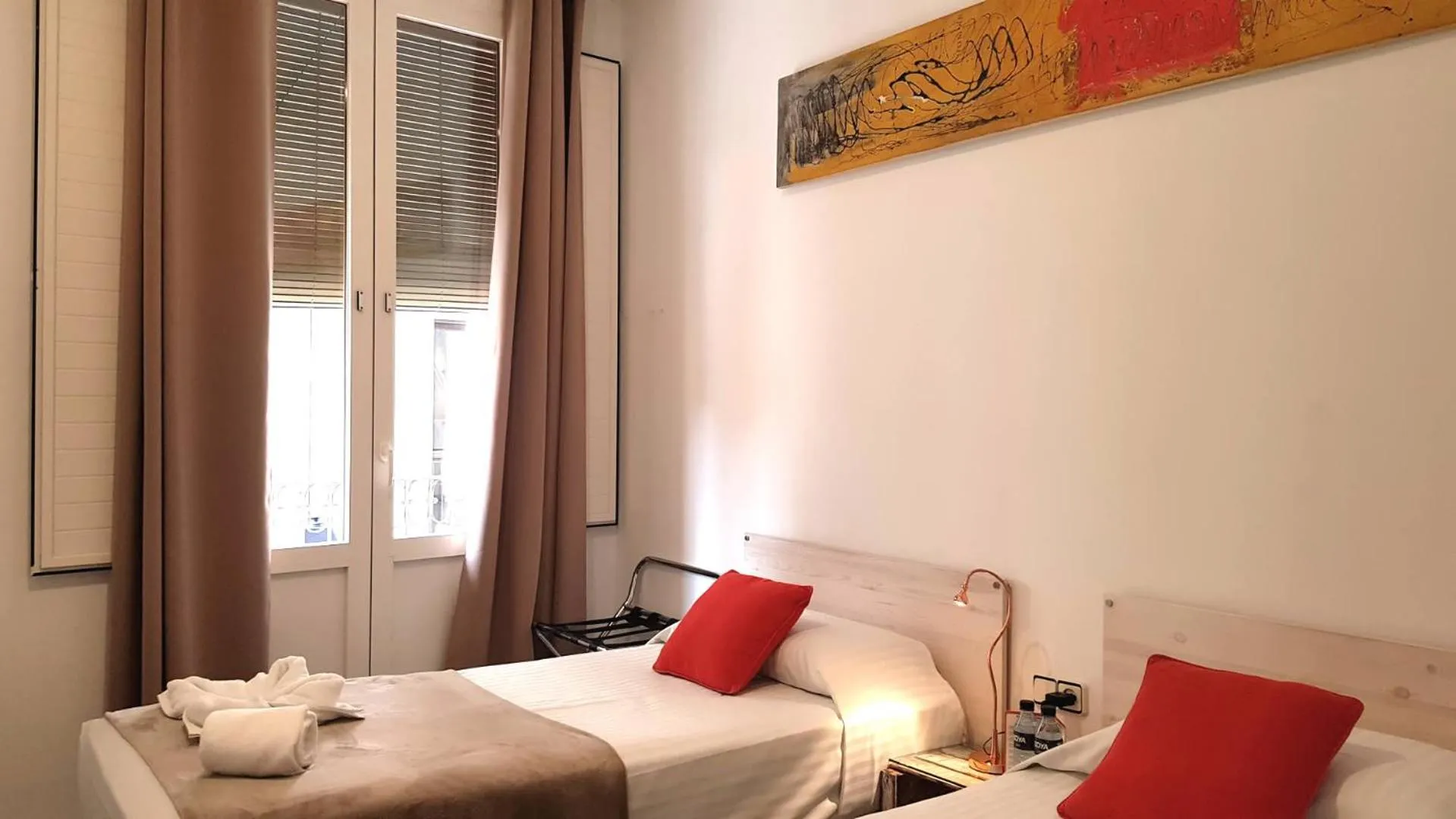 Photo of the whole room, Bed in Hostal la Palmera