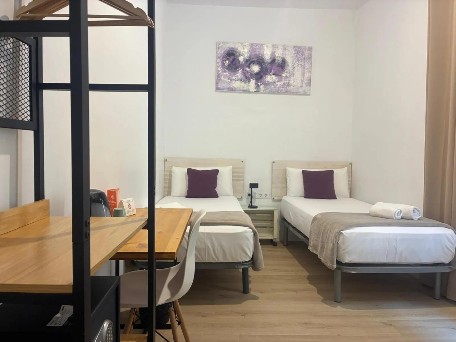 Bed in Hostal la Palmera