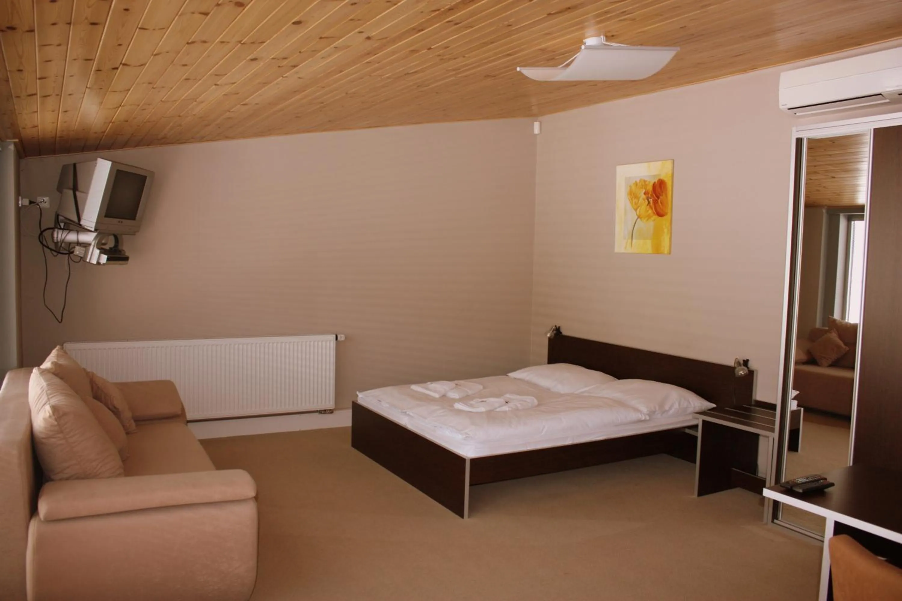 Bedroom, Bed in Penzion a CaféRestaurant U lávky