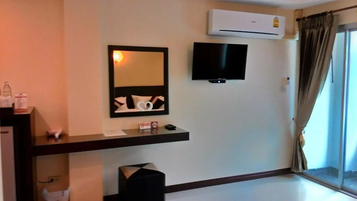 Budget Twin Room in K2 Living Hotel Budget Twin Room in K2 Living Hotel