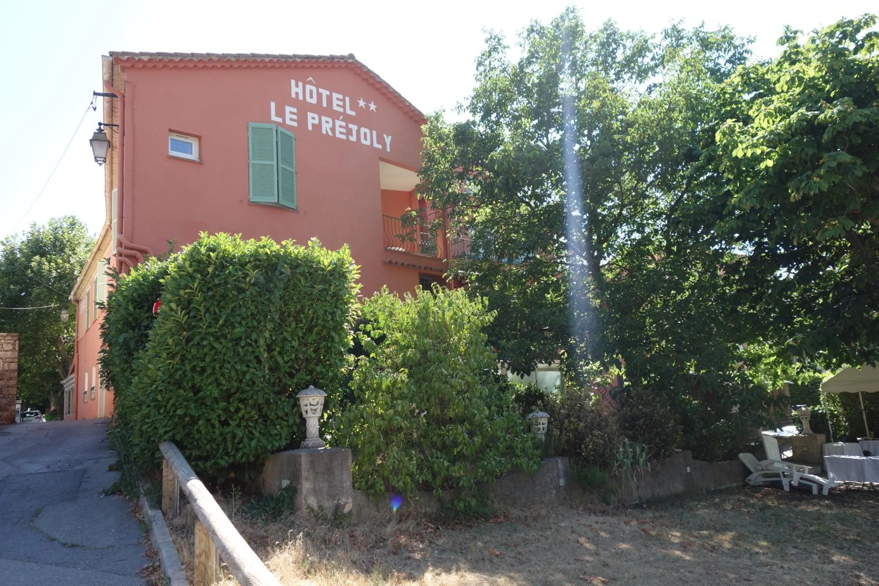 Property building in Hotel le Préjoly