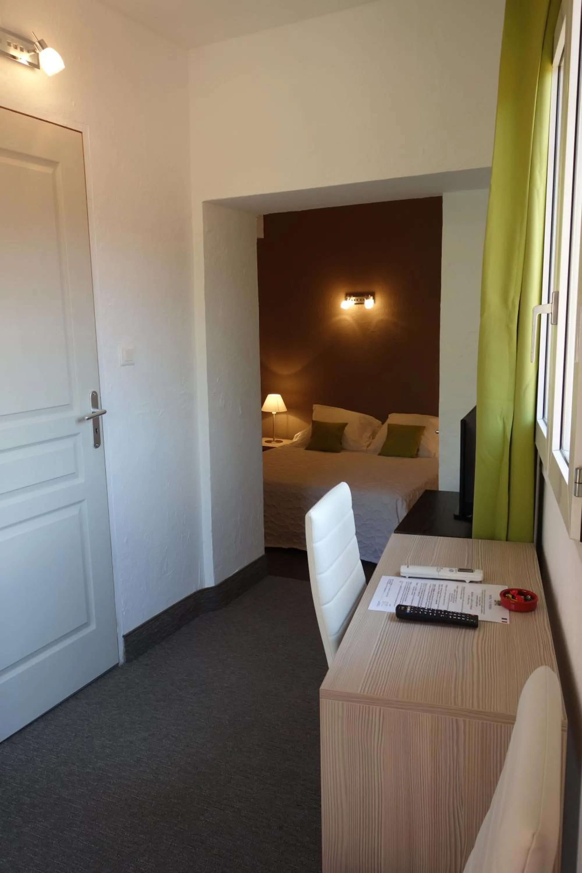 Decorative detail, Bed in Hotel le Préjoly