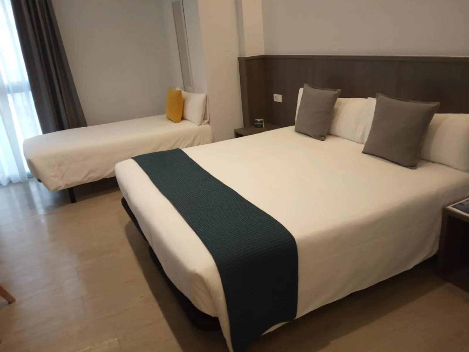 Bed in Hotel Alda Estación Ourense