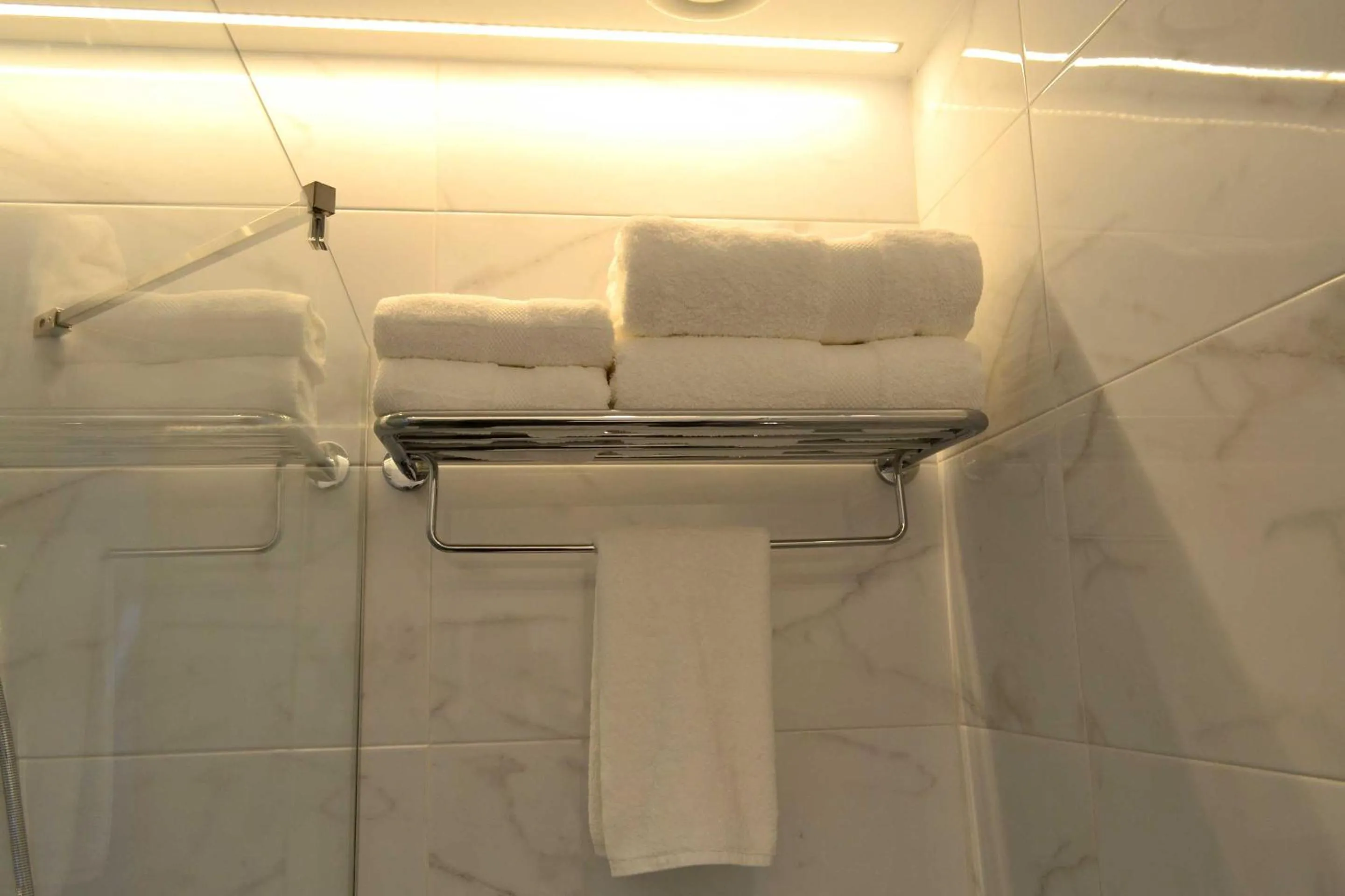 Bathroom in Hotel Alda Estación Ourense