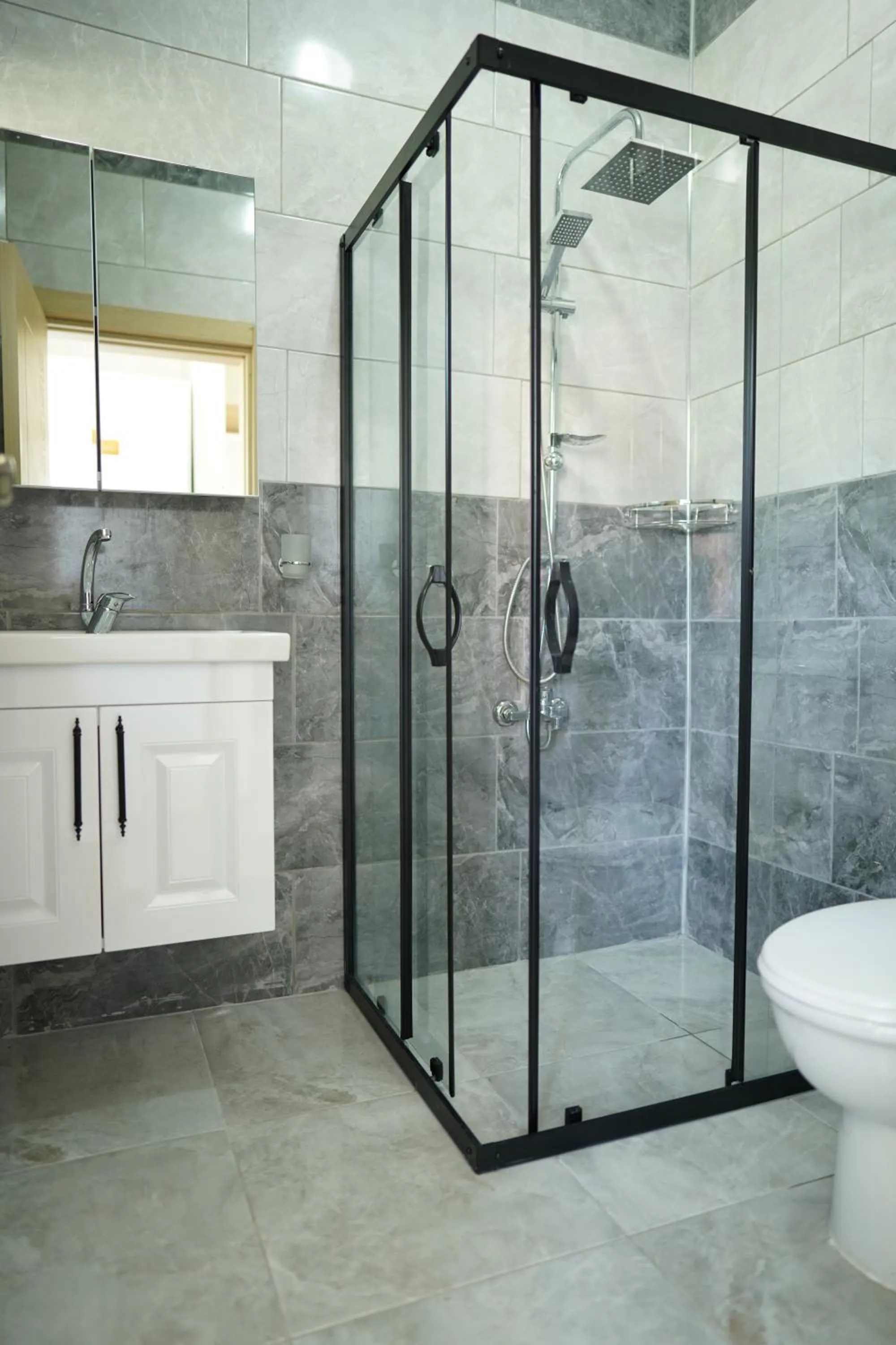 Shower in Inebolu Gardenya Hotel