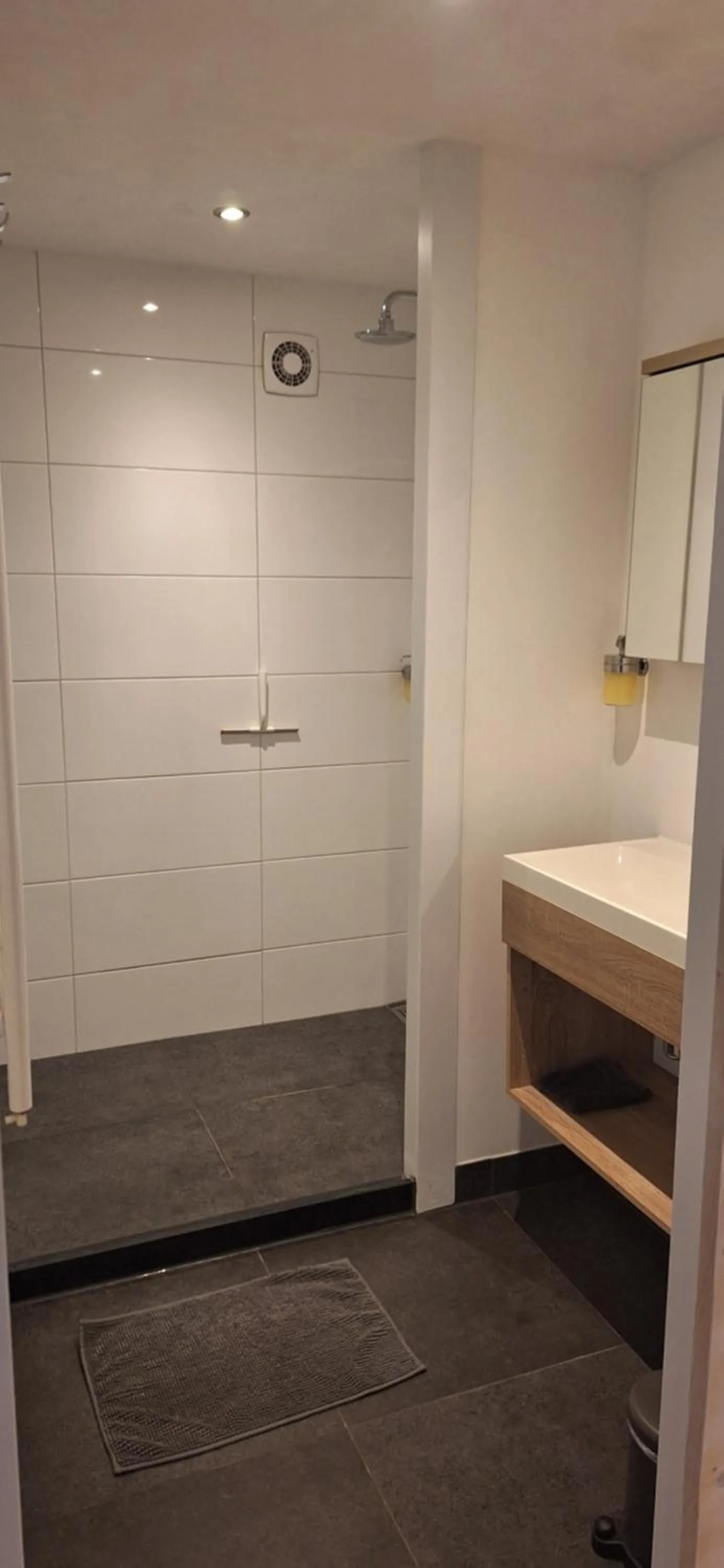 Bathroom in B&B De Raamberg