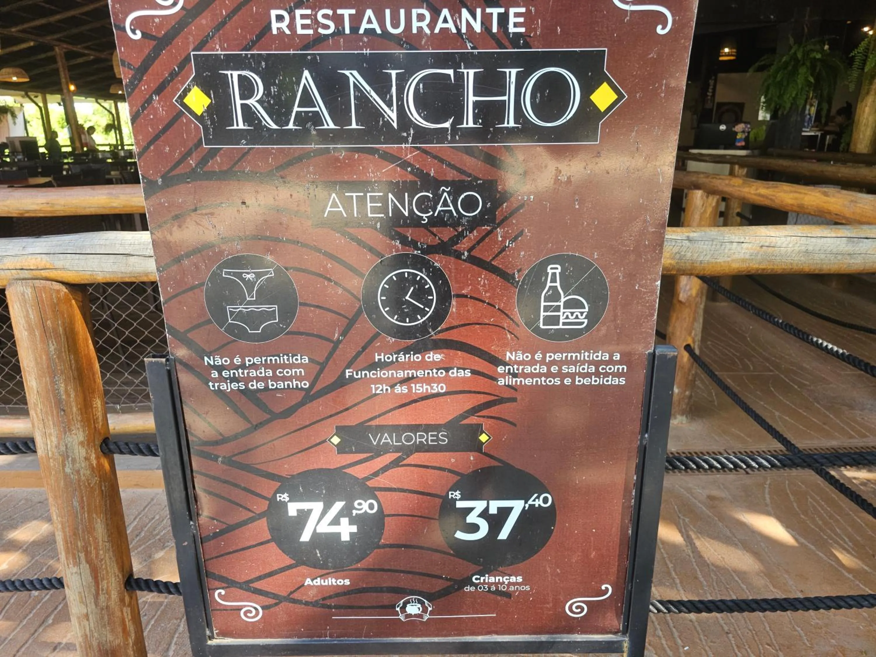 Restaurant/places to eat in PARQUE AQUÁTICO Lagoa Quente, à 50m, entrada + barata, apto particular