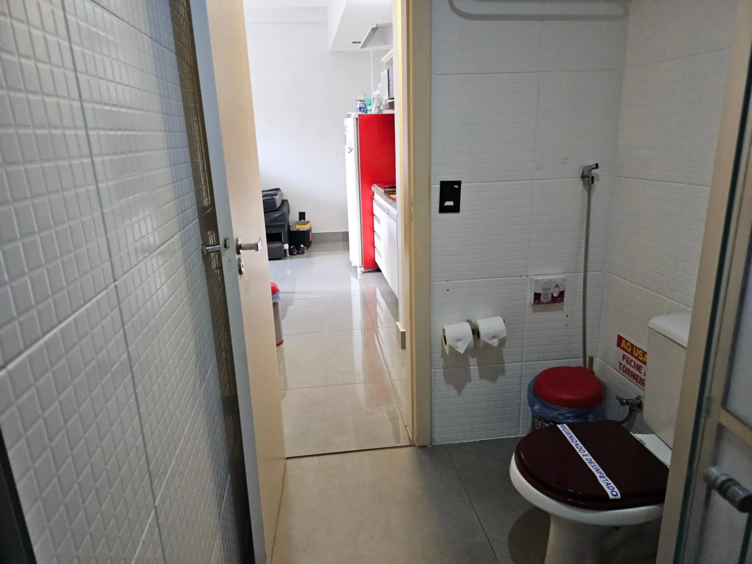 Bathroom in PARQUE AQUÁTICO Lagoa Quente, à 50m, entrada + barata, apto particular