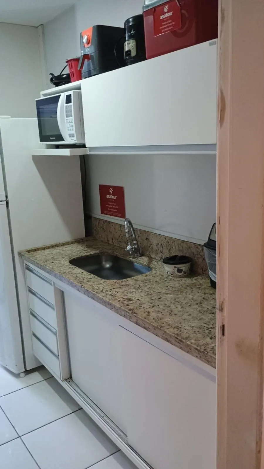 Coffee/tea facilities in PARQUE AQUÁTICO Lagoa Quente, à 50m, entrada + barata, apto particular