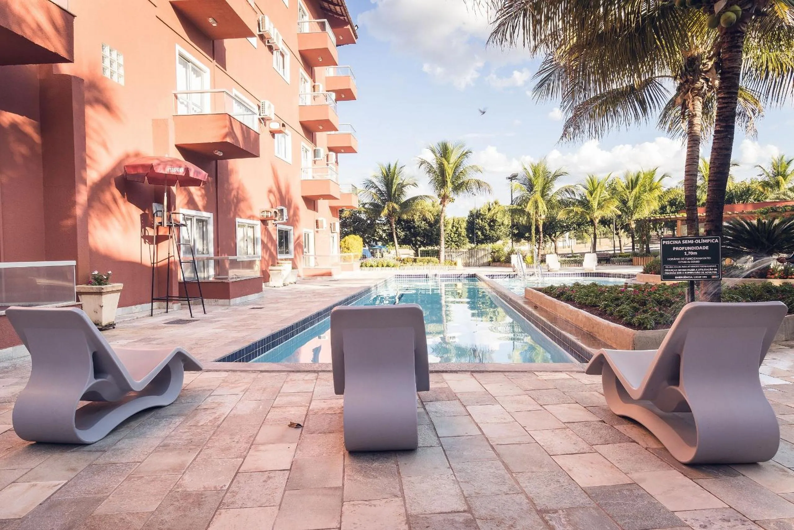 Swimming pool in PARQUE AQUÁTICO Lagoa Quente, à 50m, entrada + barata, apto particular