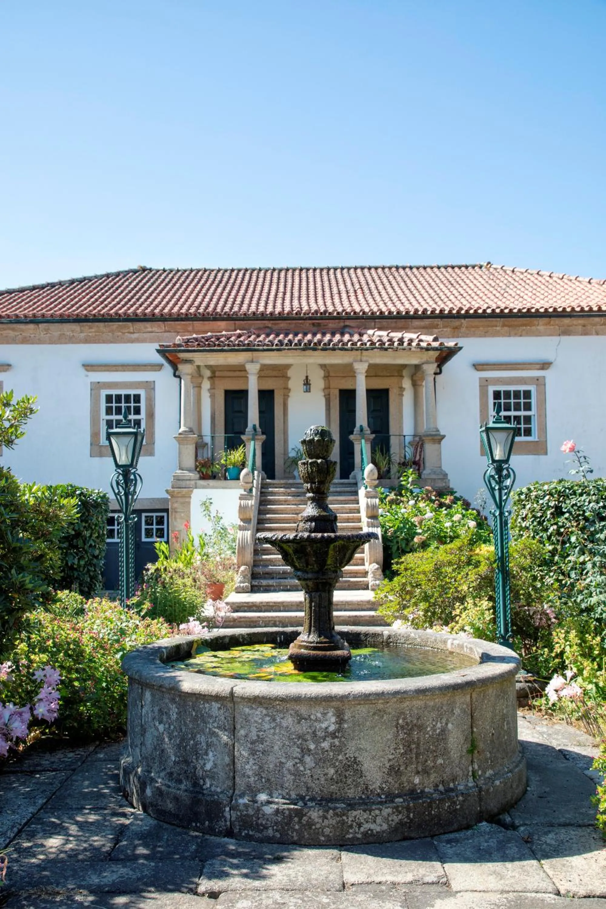 Property building in Casa de Sta Comba