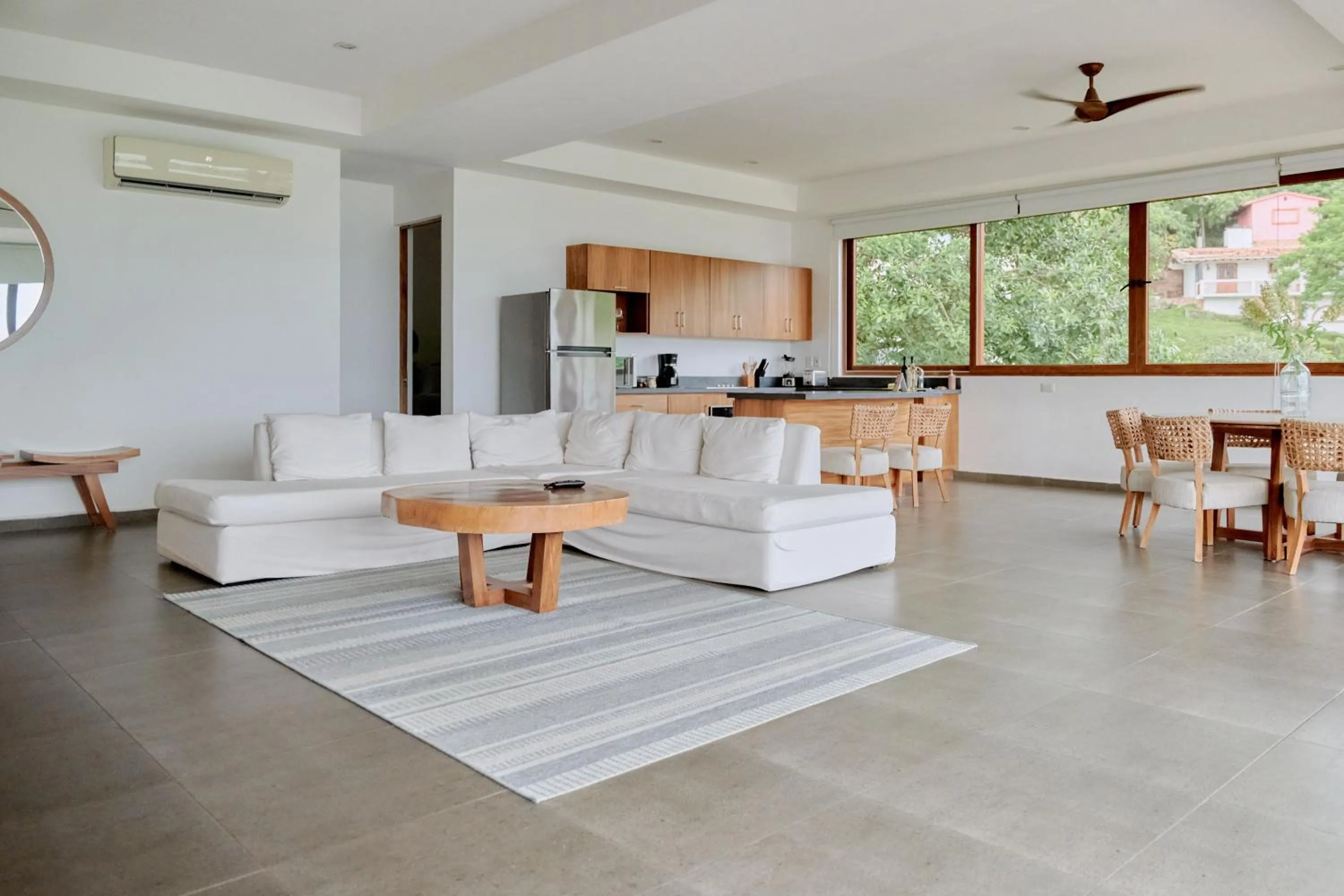 TV and multimedia in Ysuri Sayulita - Beachfront Hotel