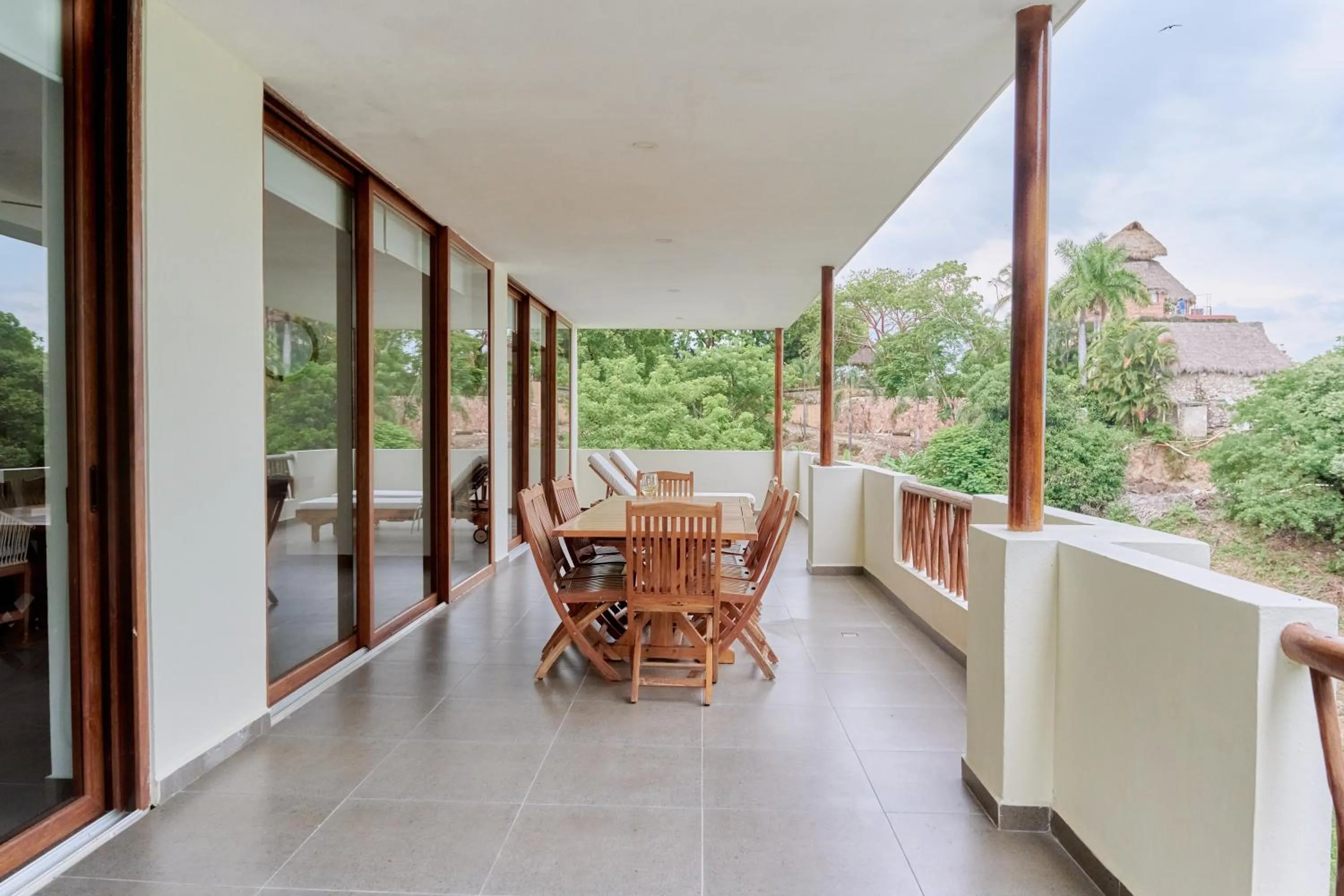 Day in Ysuri Sayulita - Beachfront Hotel