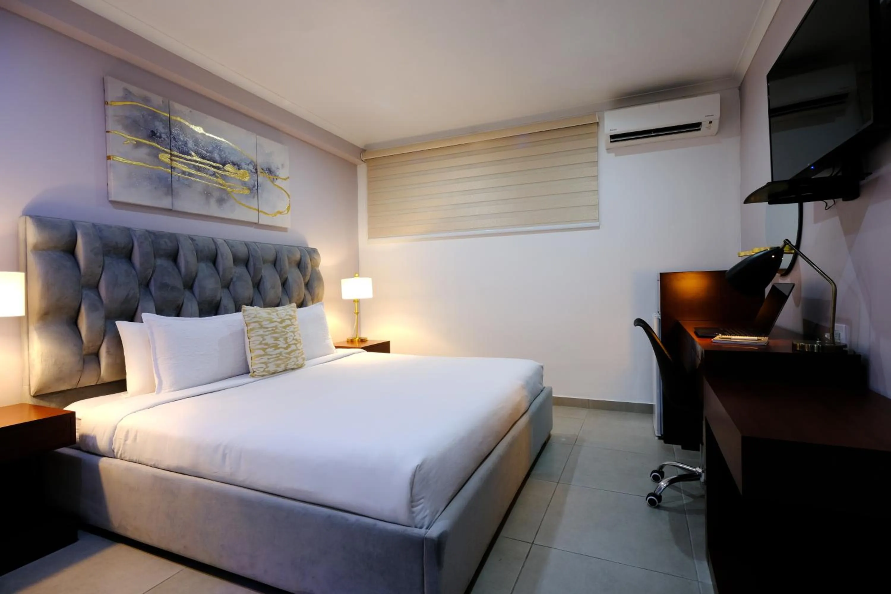 Bed in Victoria City Hotel