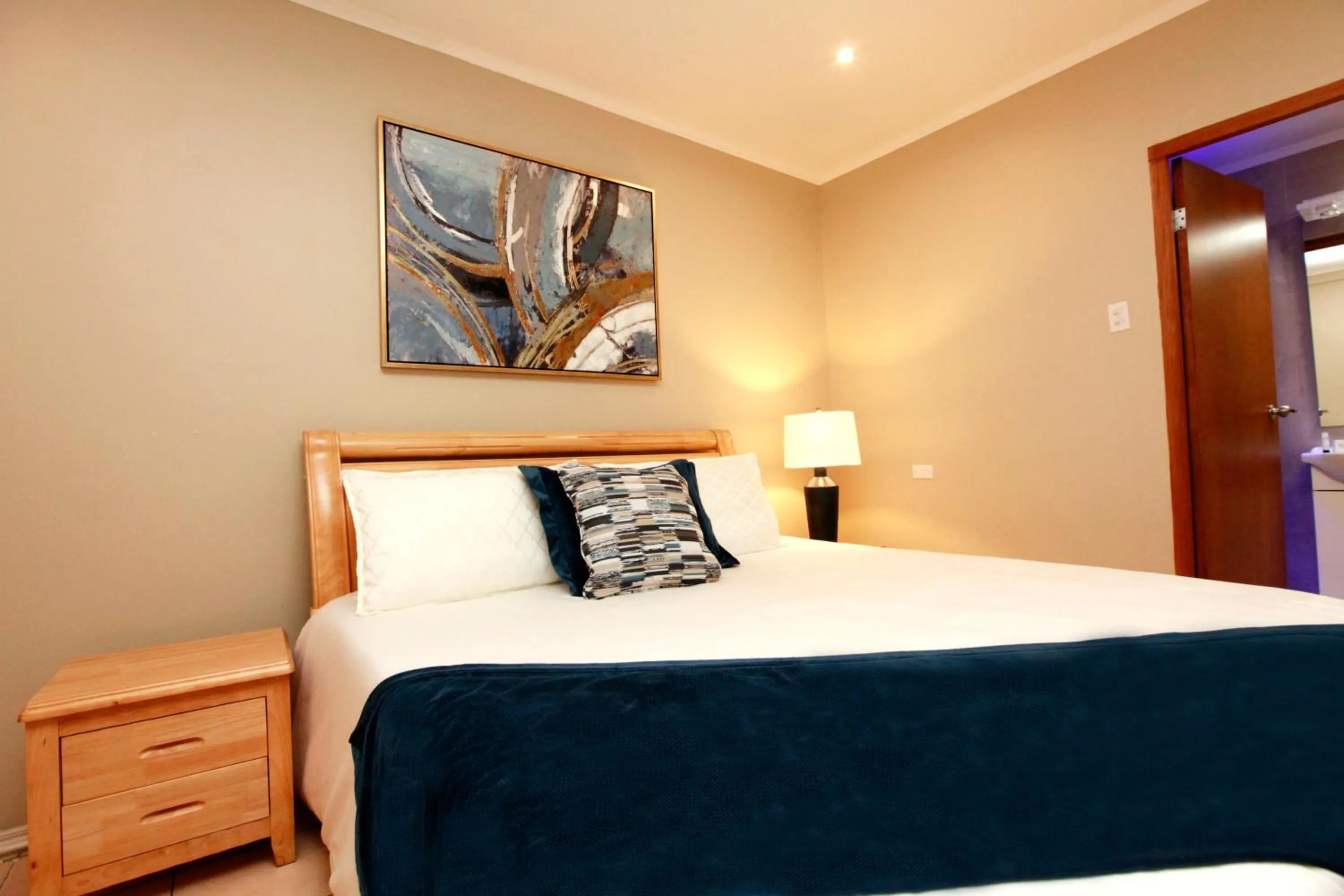 Bed in Victoria City Hotel