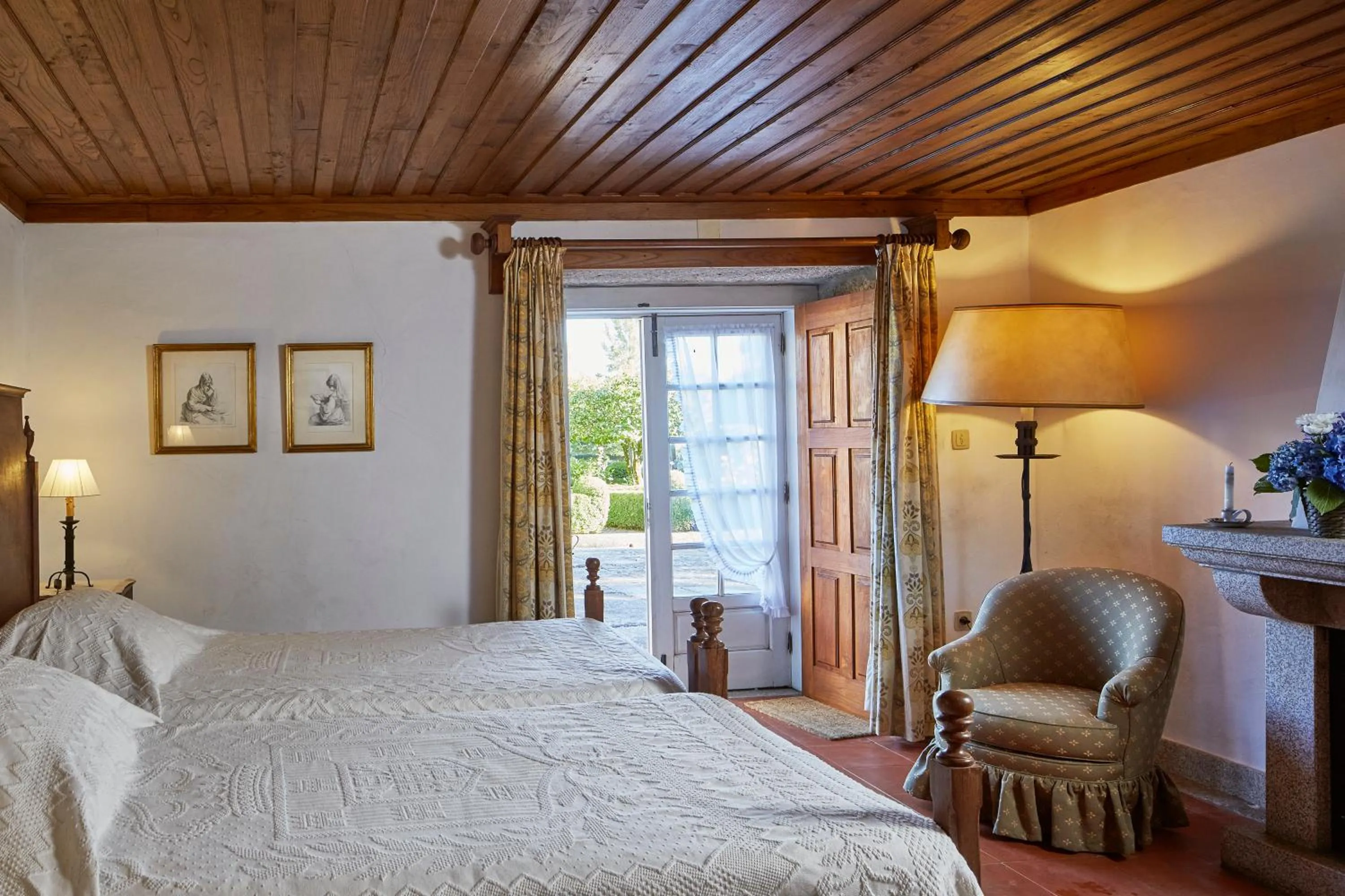 Bedroom, Bed in Casa de Canedo