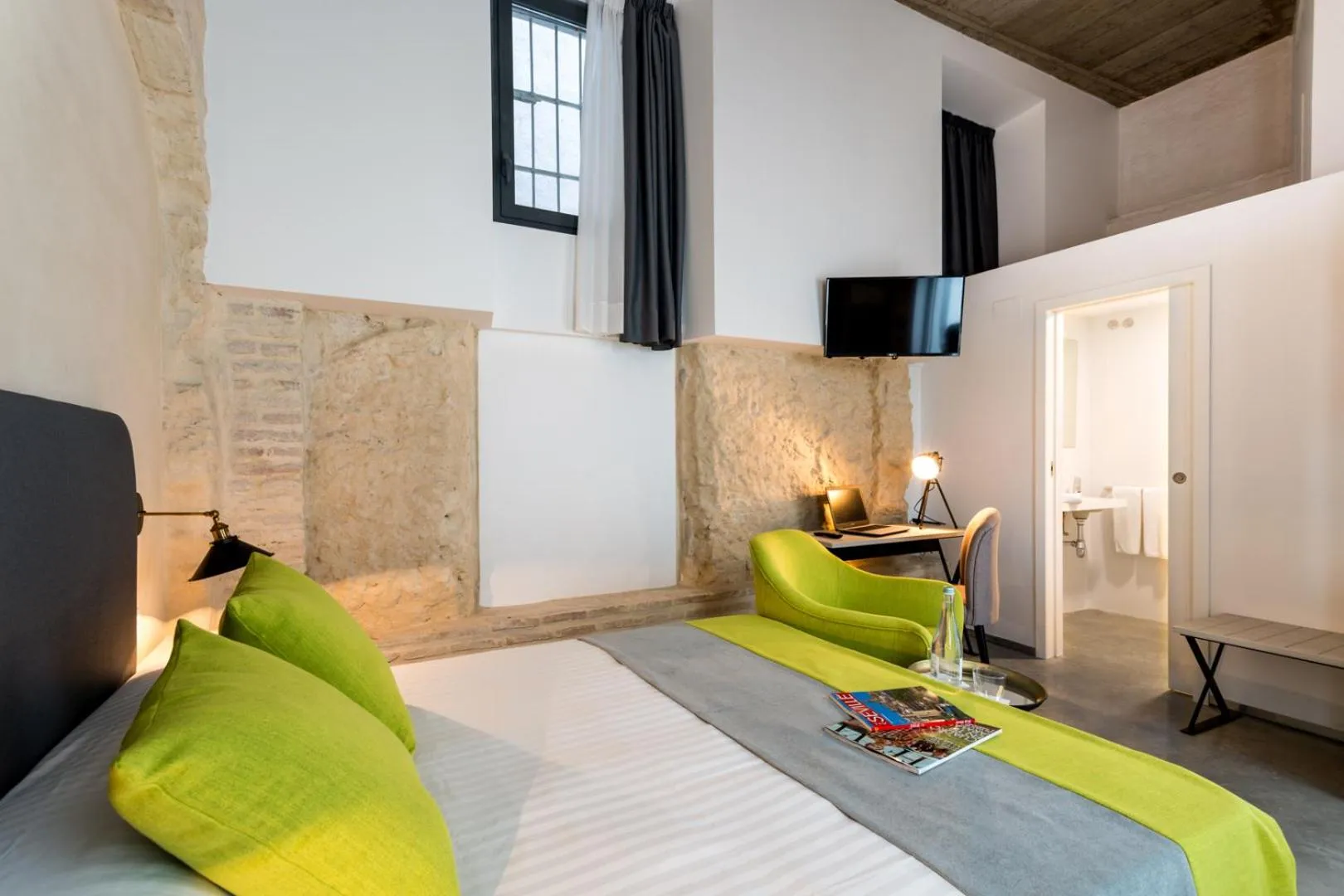 Bed in La Puerta de Palacio - Adults Only