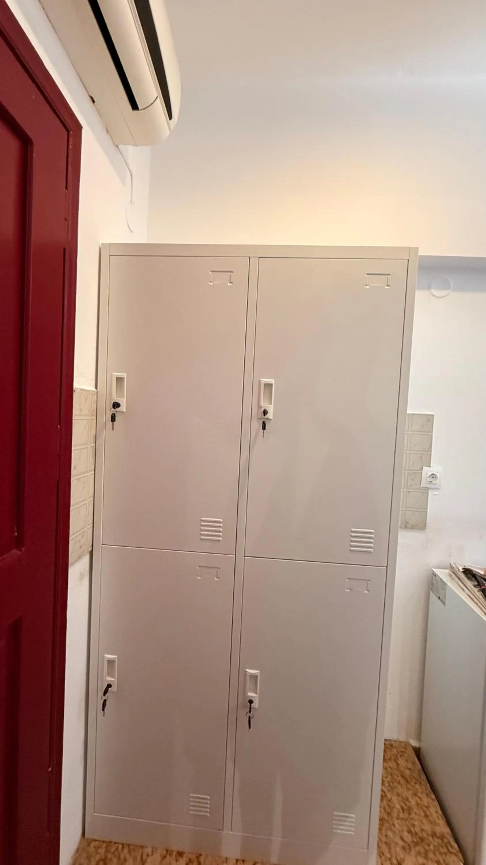 Afroditi Hotel and Hostel