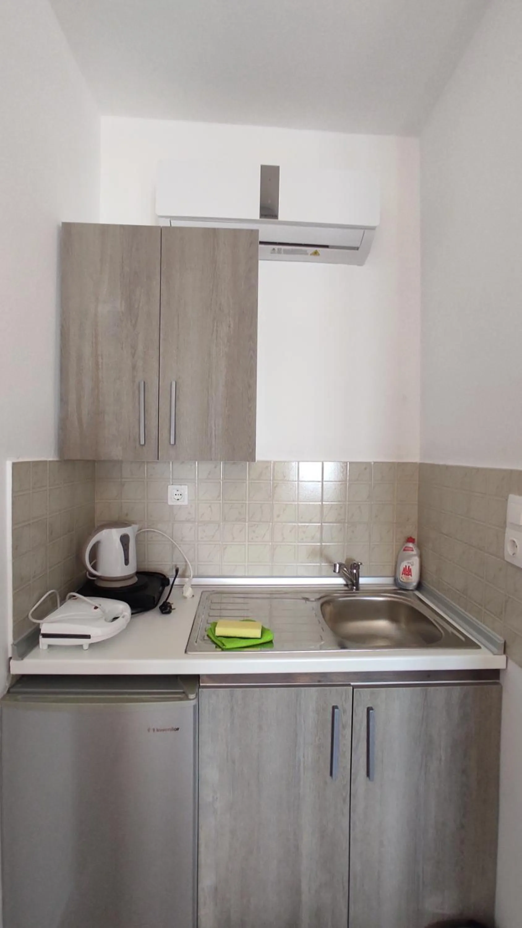 Kitchen or kitchenette in Afroditi Hotel