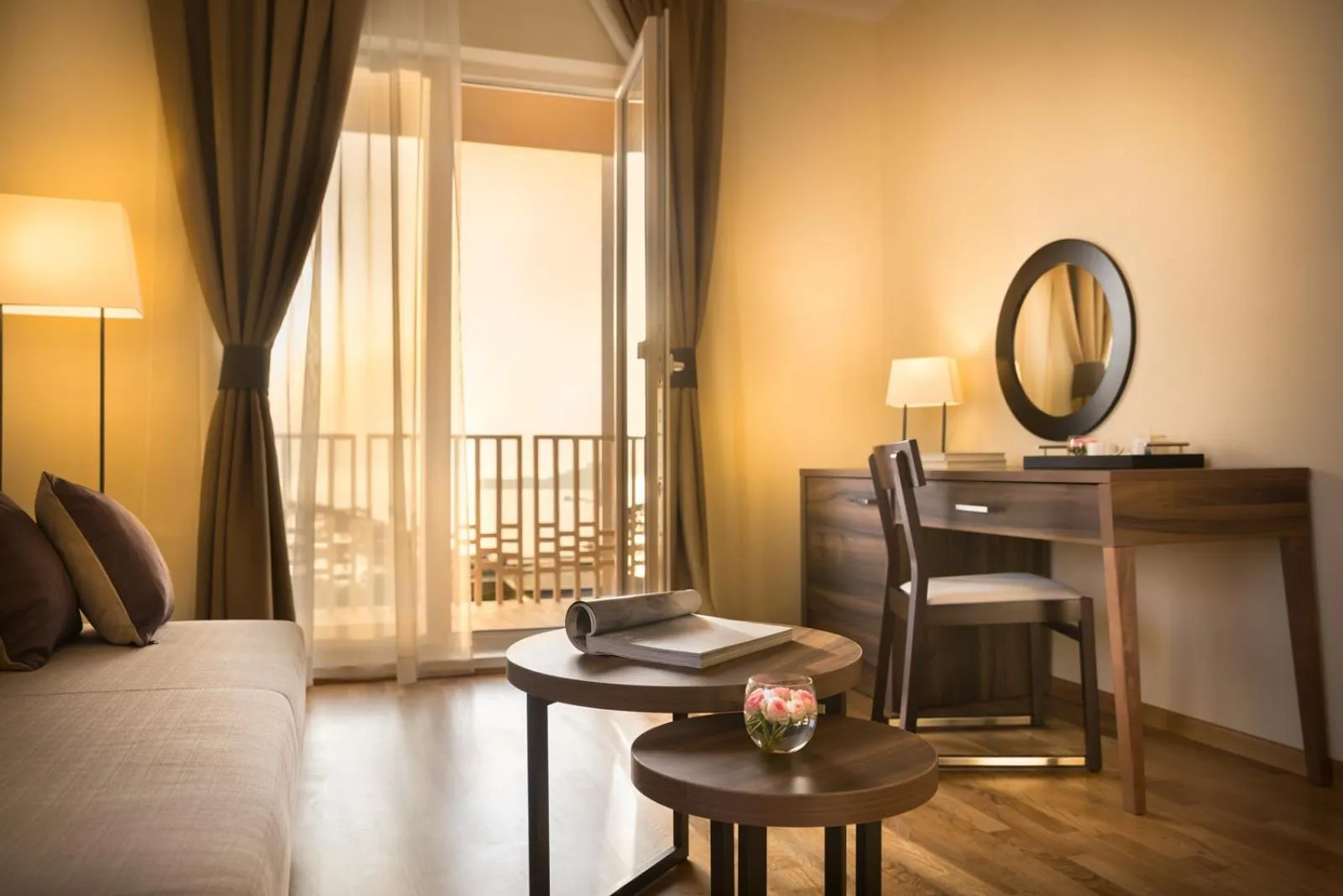 Living room, Bed in Remisens CASA ROSA - Hotel Metropol Annexe