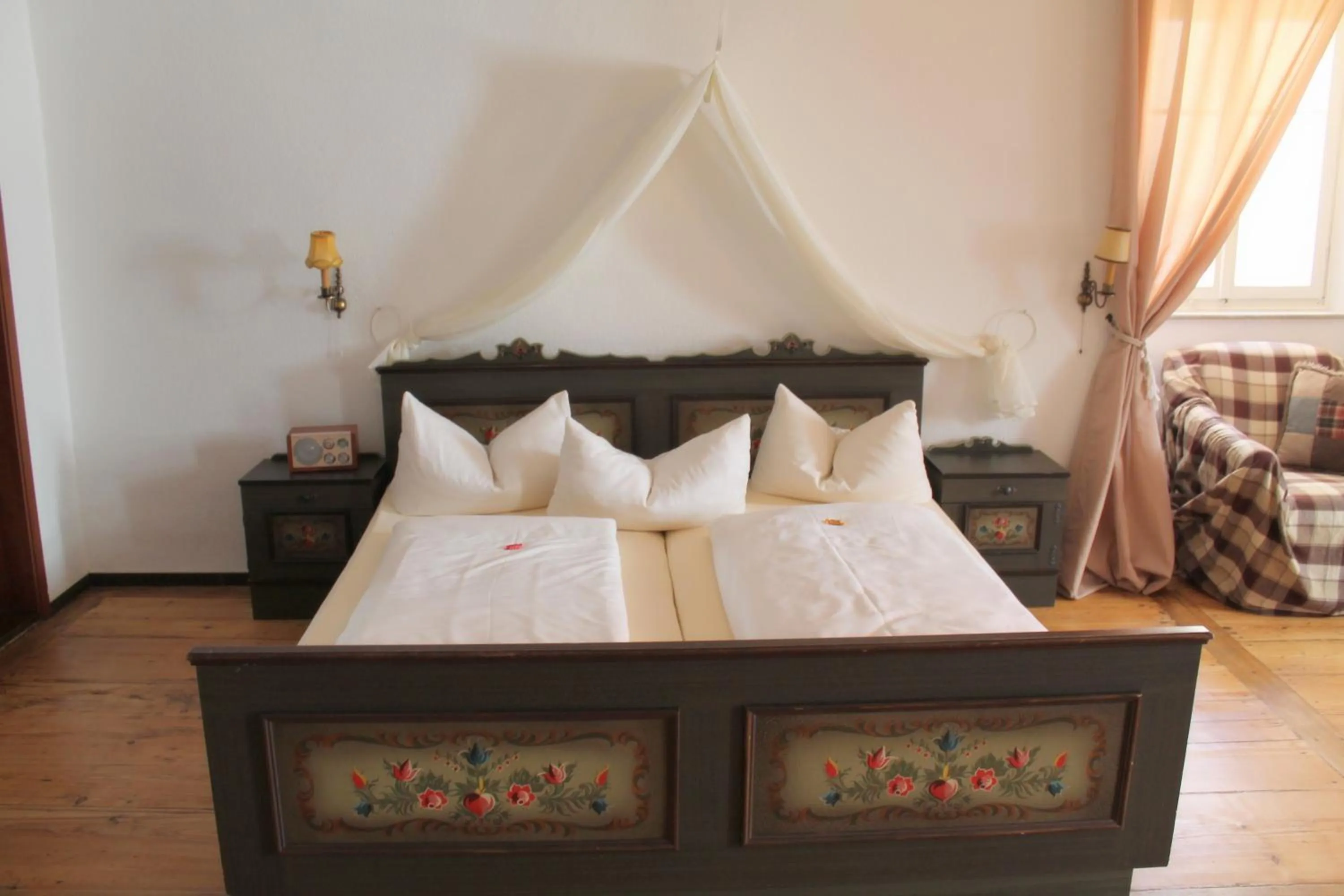 Bed in Hotel am weißen Turm