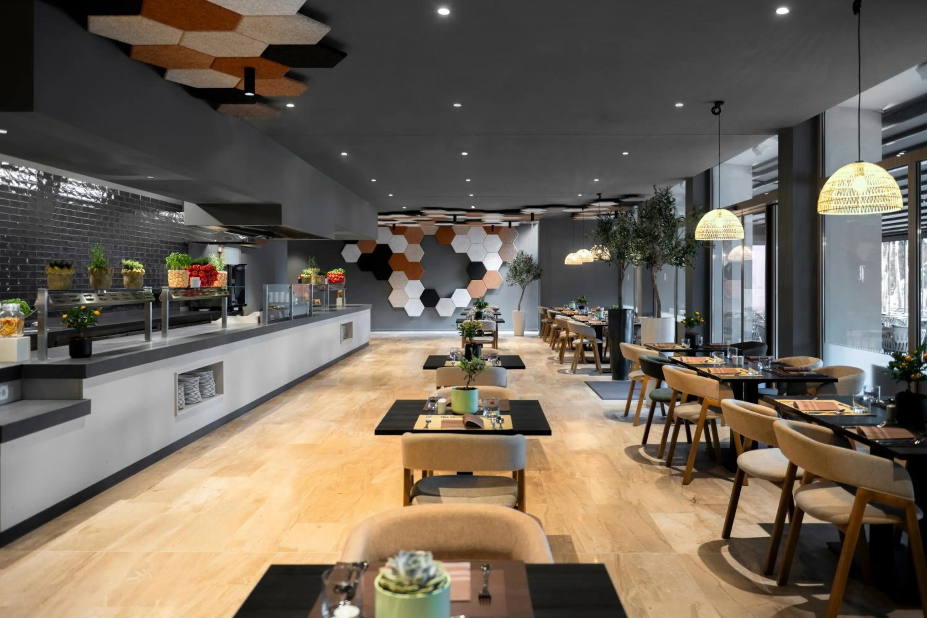 Restaurant/places to eat in Remisens Hotel LUCIJA