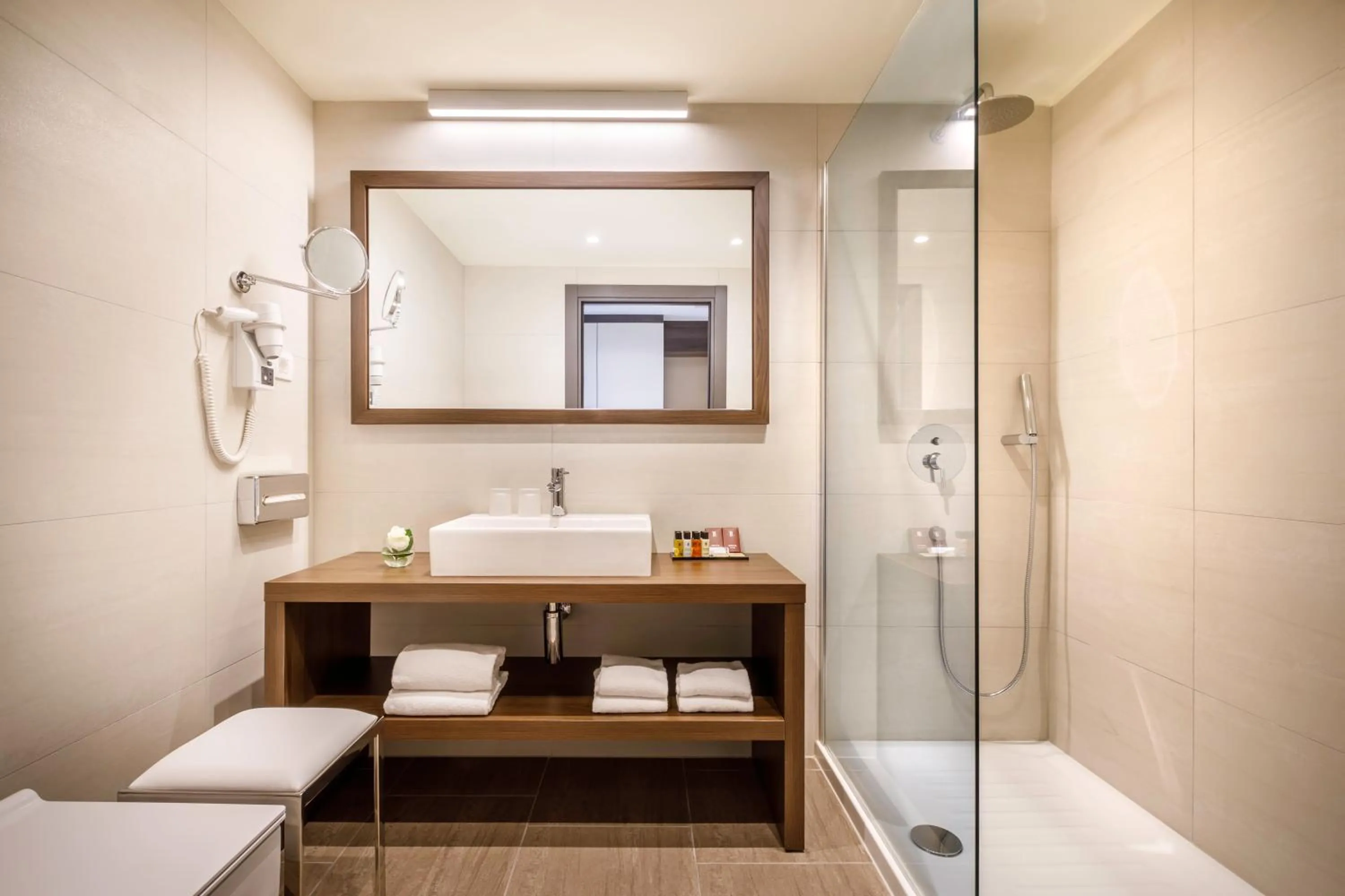 Shower in Remisens BEL MORETTO - Hotel Metropol Annexe