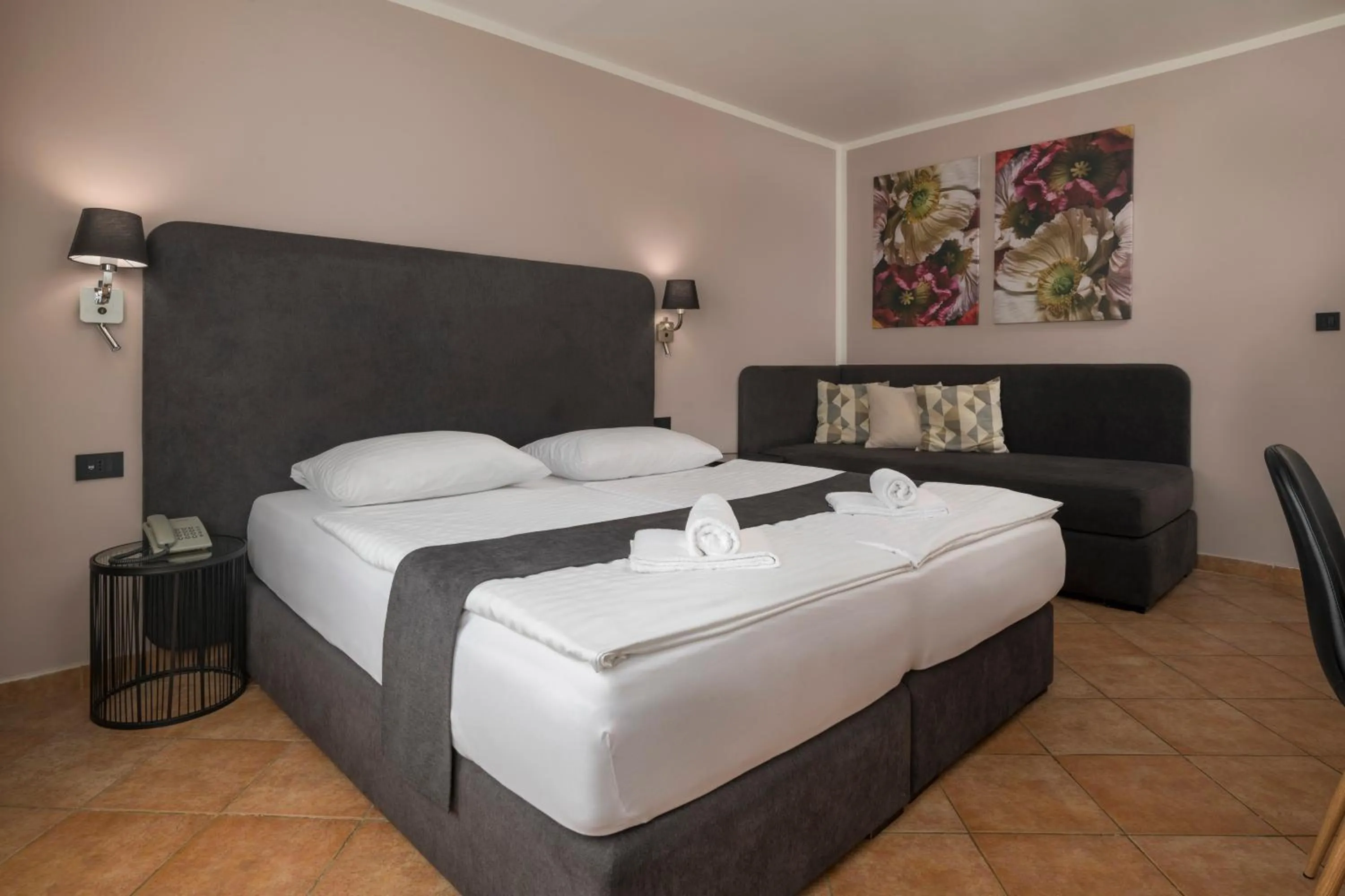 Bed in Ljubljana Resort Hotel & Camping