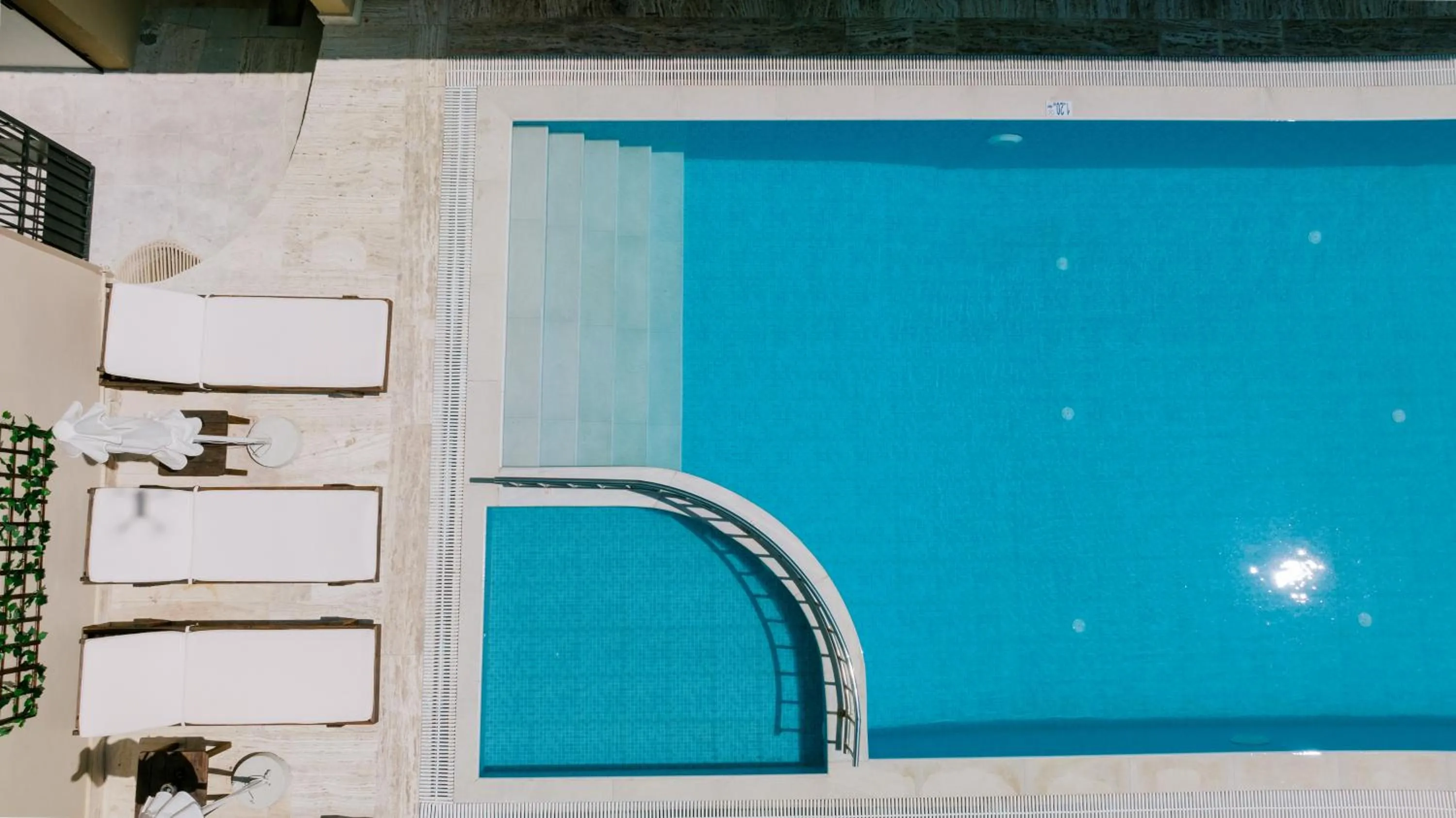 Swimming pool in Zephyros Hotel