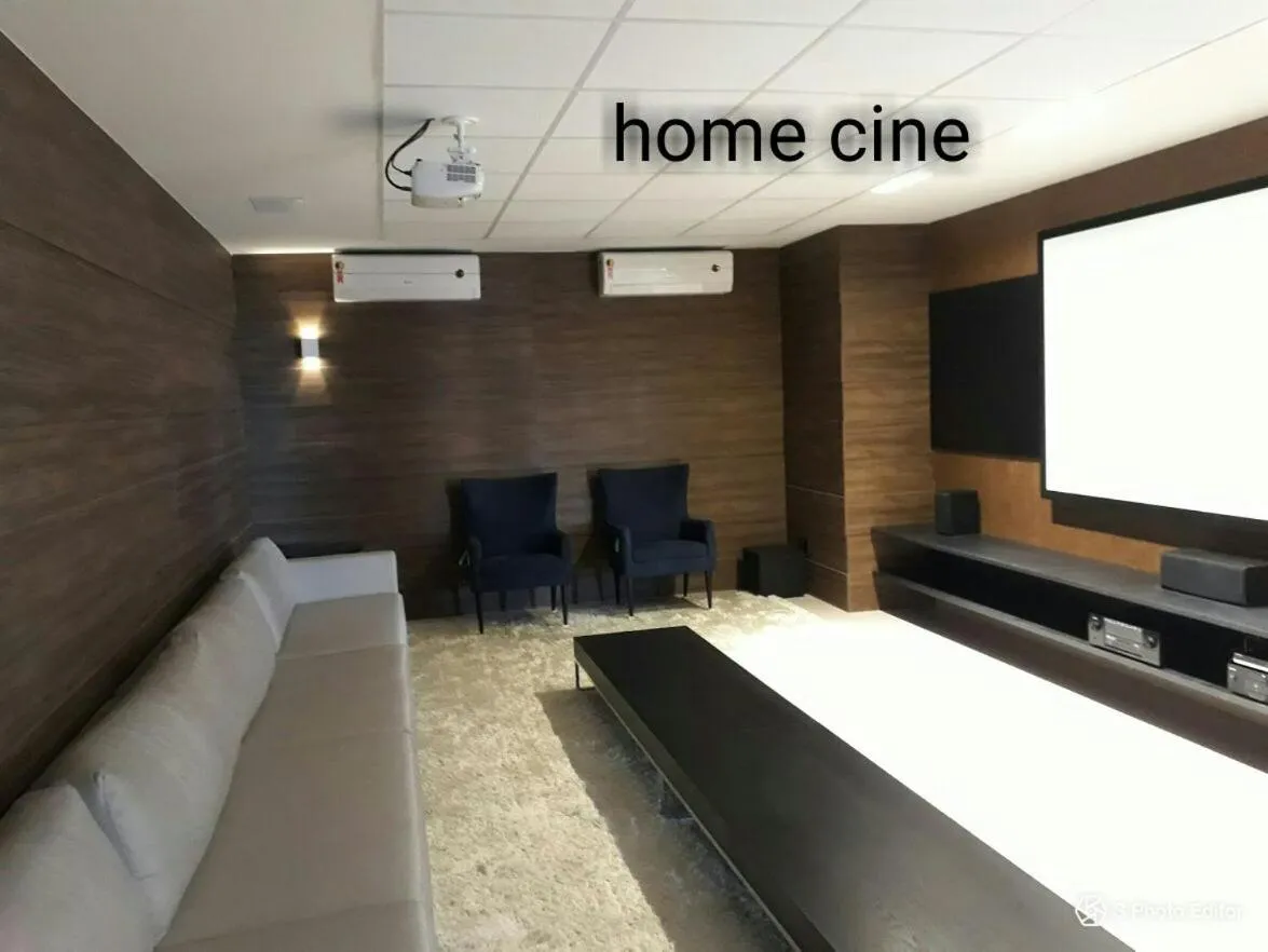 Area and facilities in Apto Promenade I PONTA VERDE