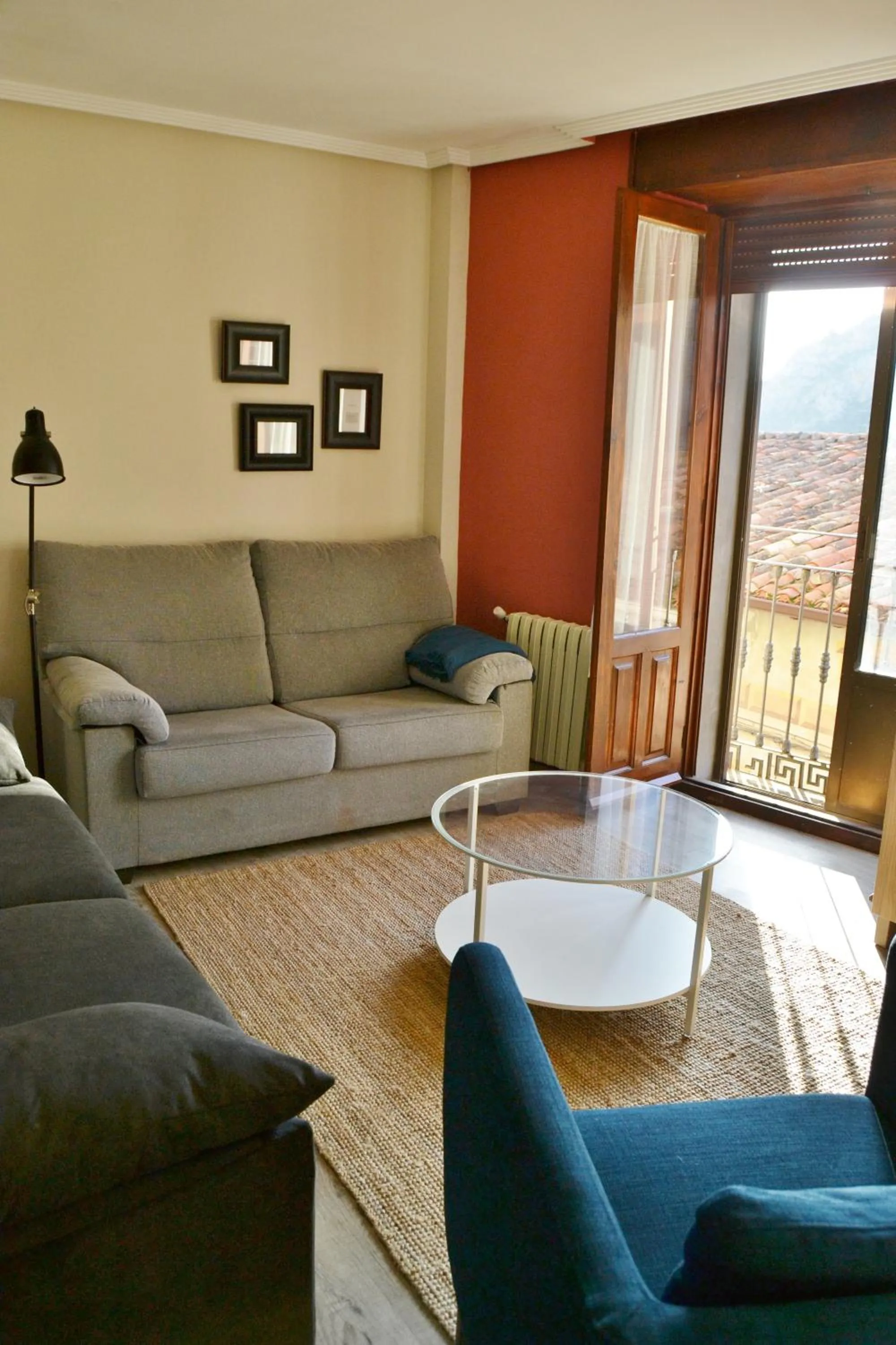 Living room in Tres Puentes Anguiano Apartamentos y Hostal