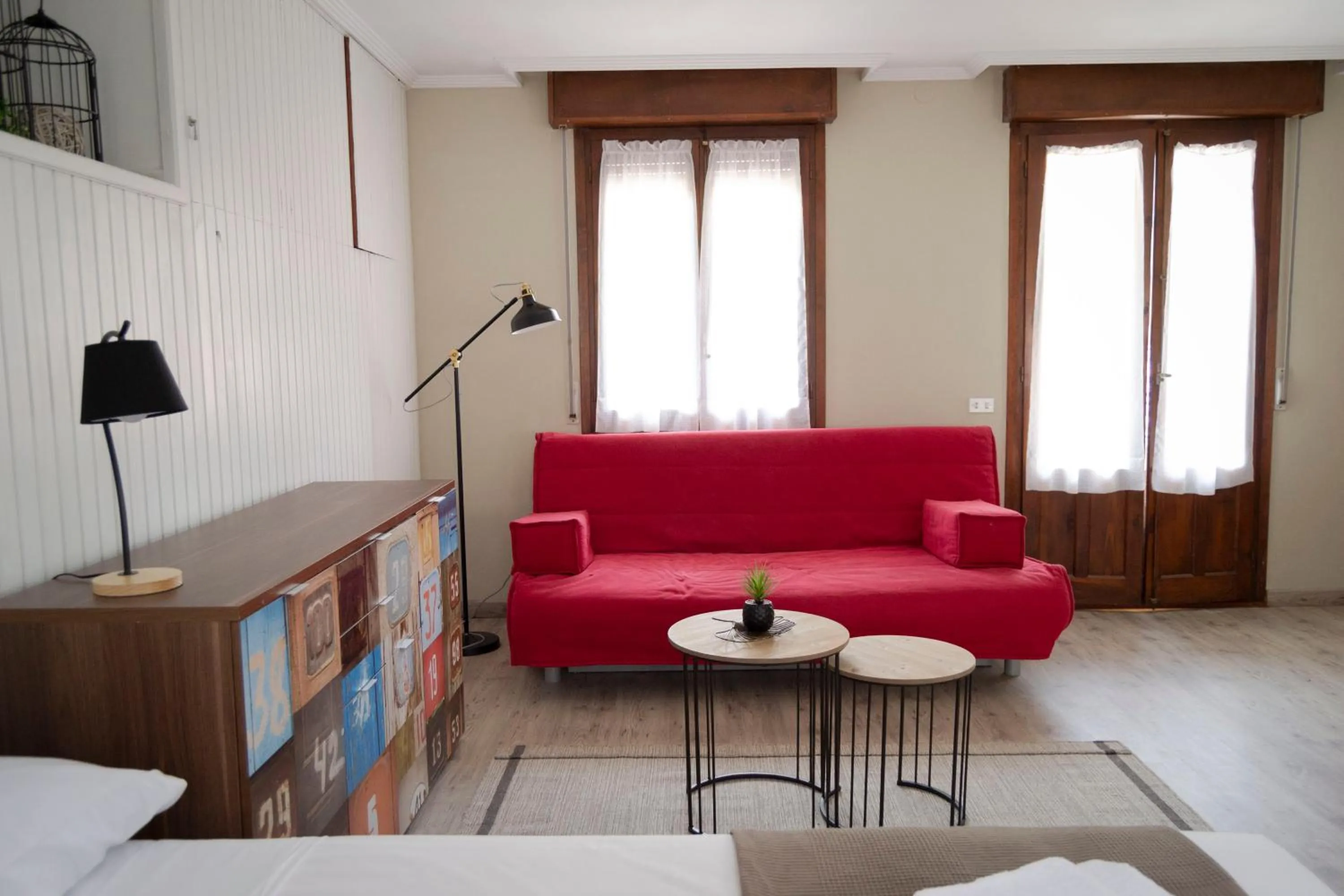 Living room in Tres Puentes Anguiano Apartamentos y Hostal