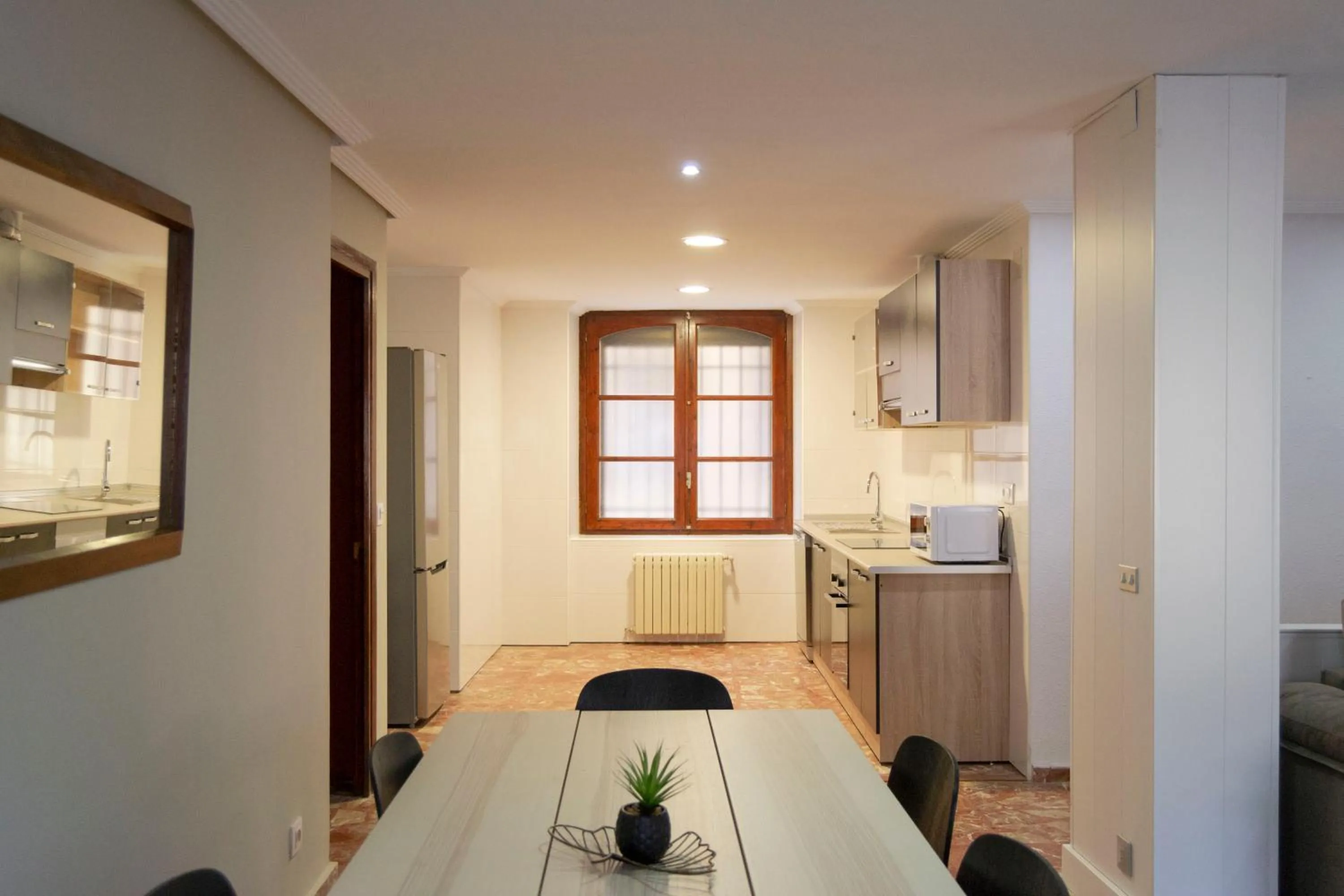 Kitchen or kitchenette in Tres Puentes Anguiano Apartamentos y Hostal