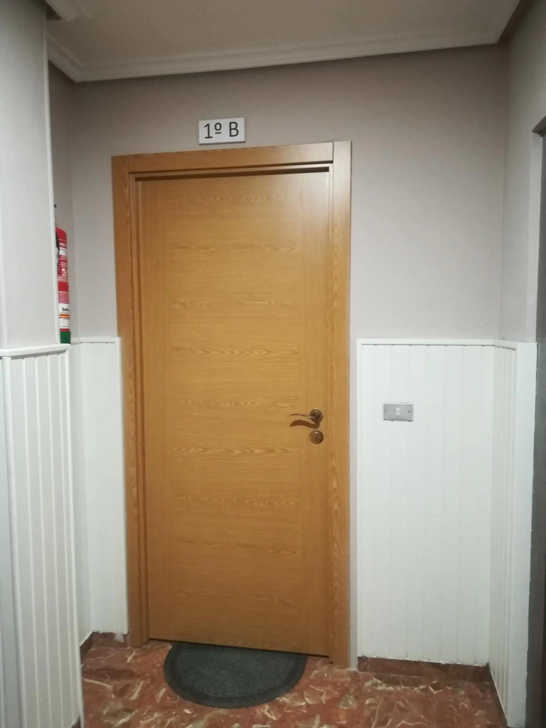 Lobby or reception in Tres Puentes Anguiano Apartamentos y Hostal